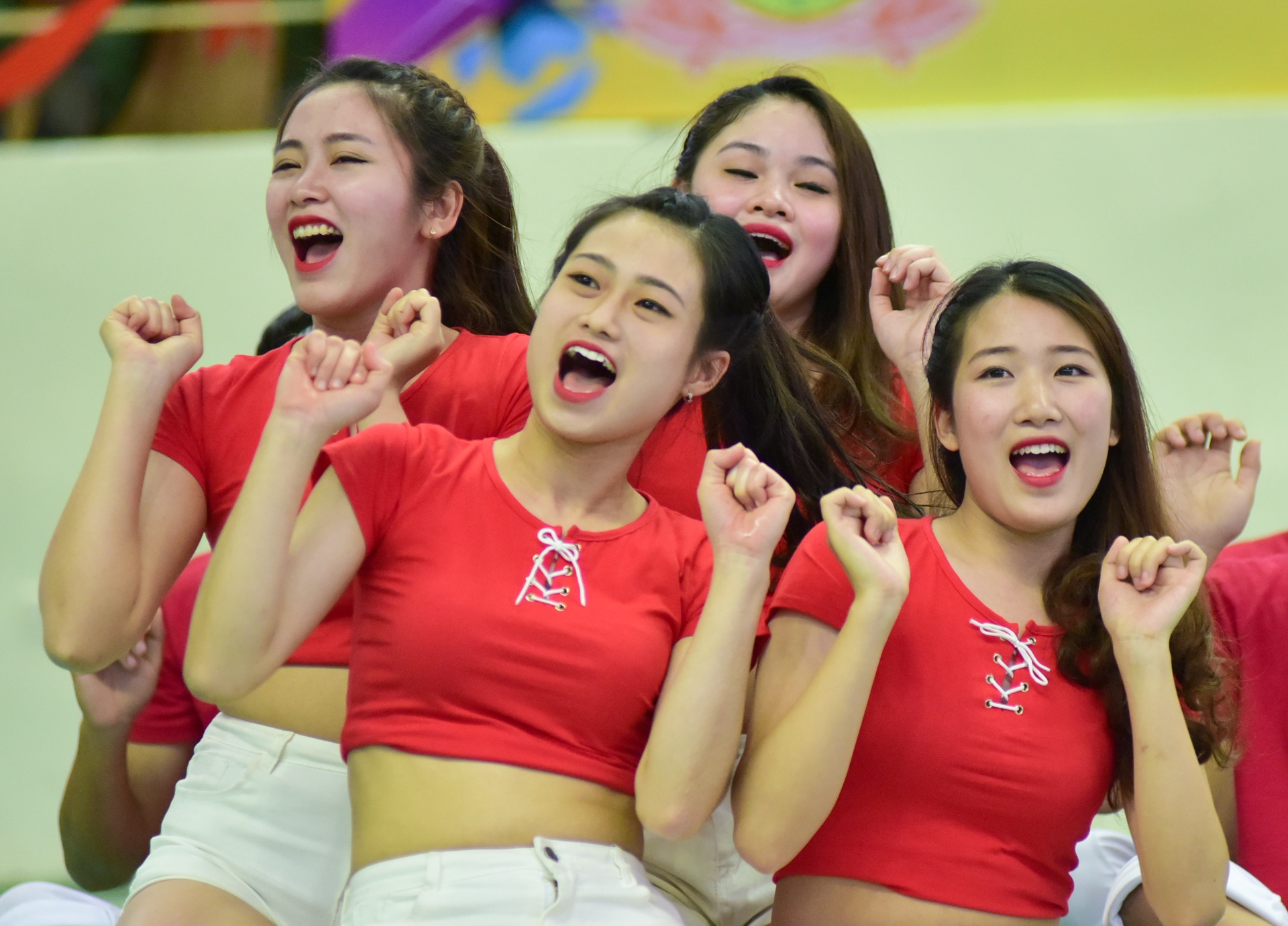 Nữ công an tương lai nhảy dân vũ  ảnh 4 Nu cong an tuong lai nhay dan vu anh 4