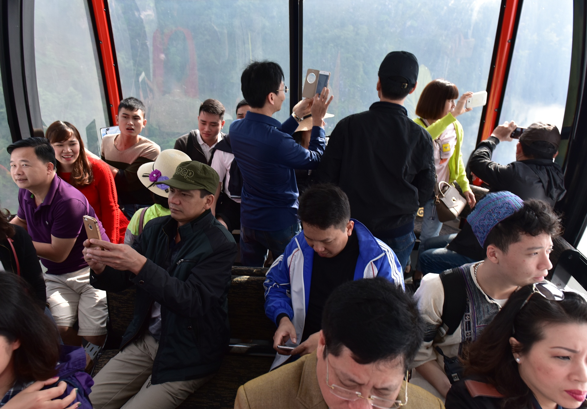 Fansinpan that thu ngay nghi le anh 5