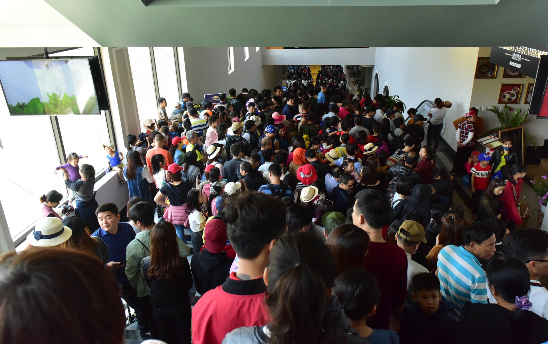 Fansinpan that thu ngay nghi le anh 6