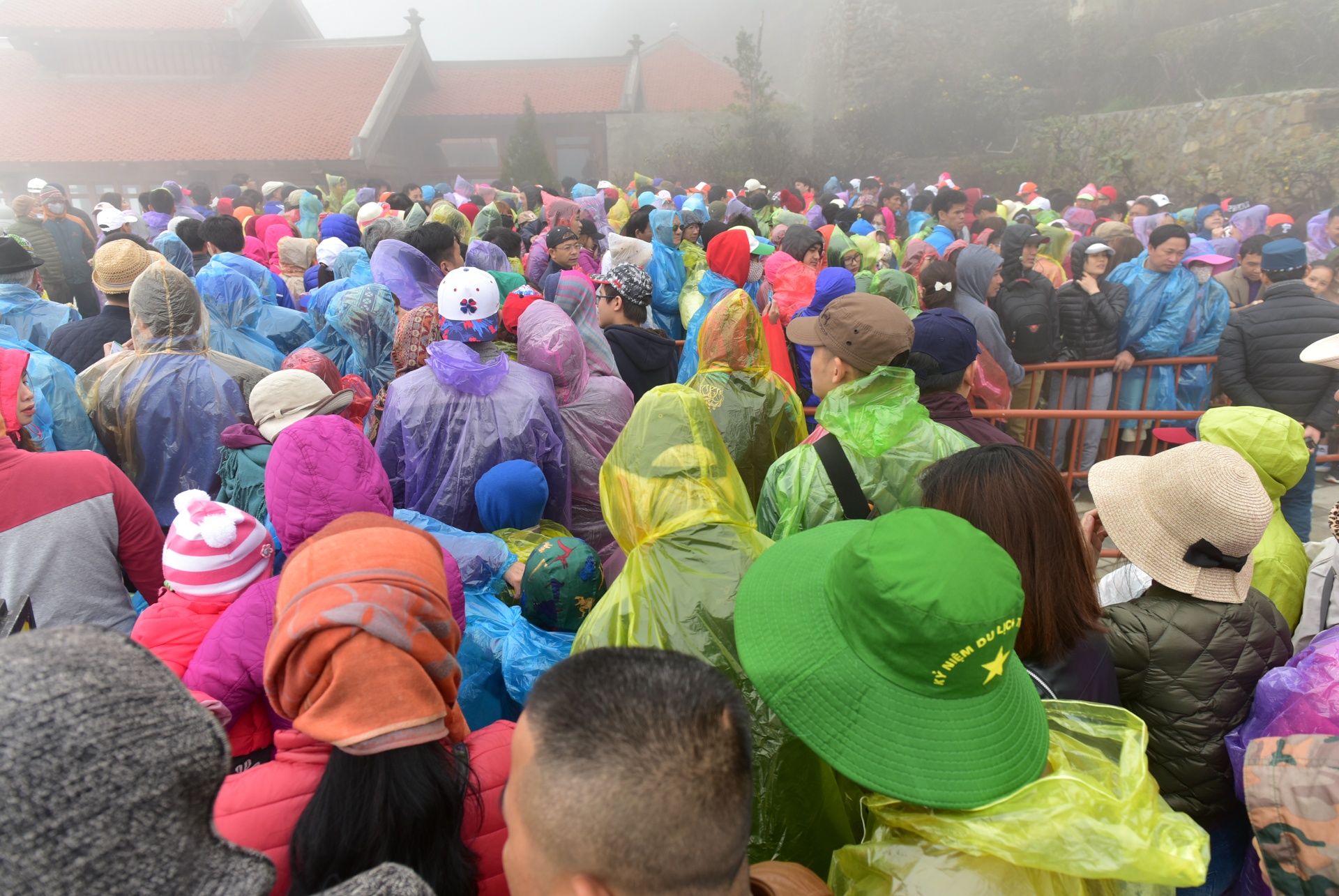 Fansinpan that thu ngay nghi le anh 7