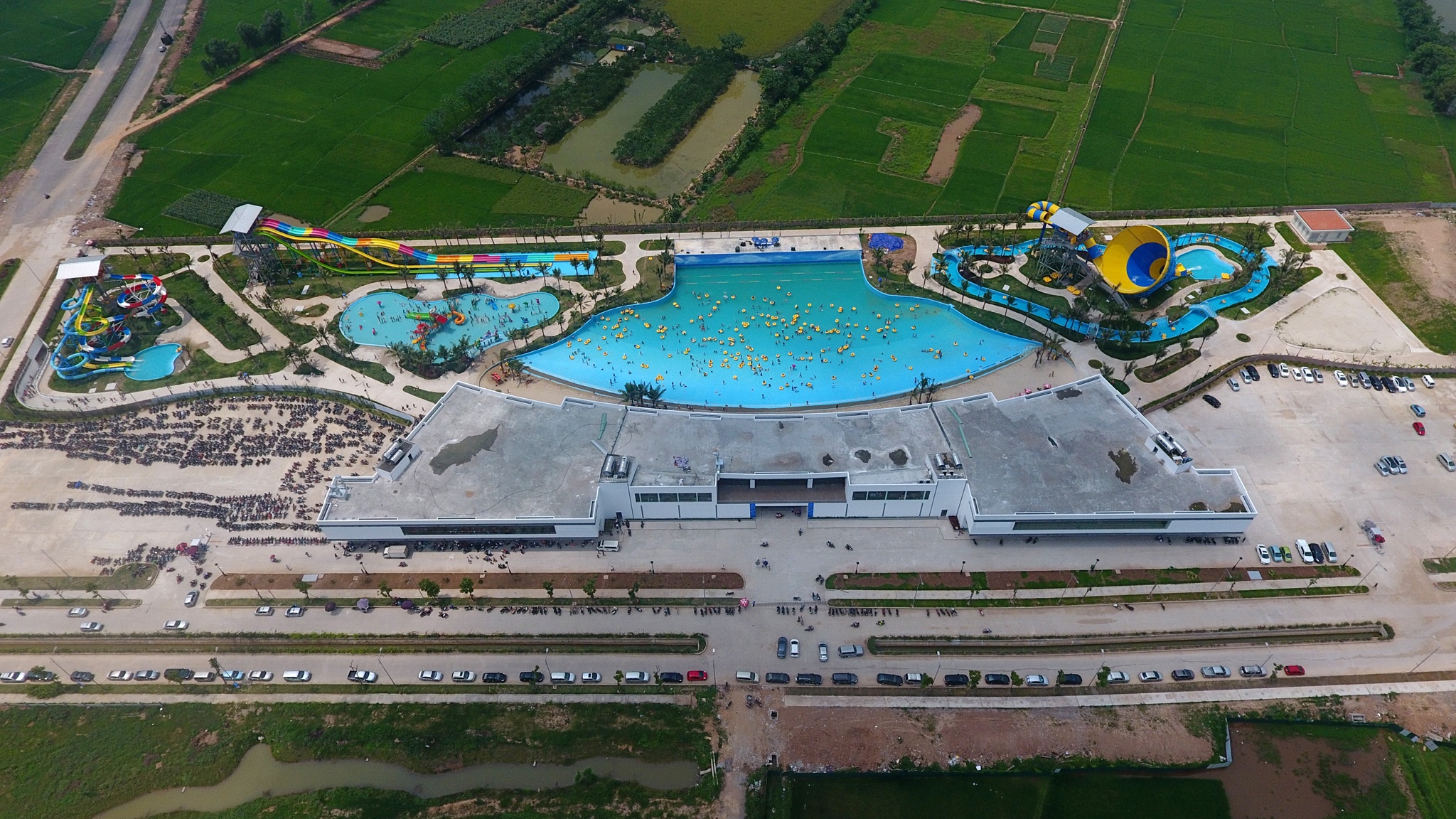 bai bien nhan tao o ha noi anh 2