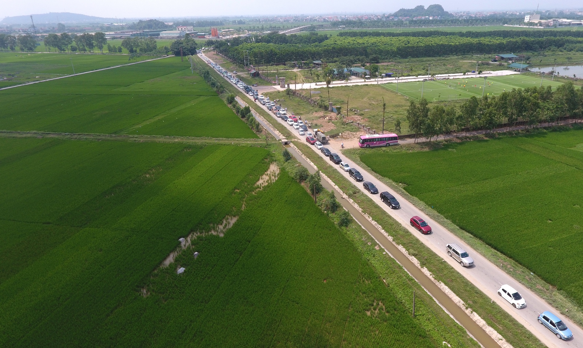 bai bien nhan tao o ha noi anh 3