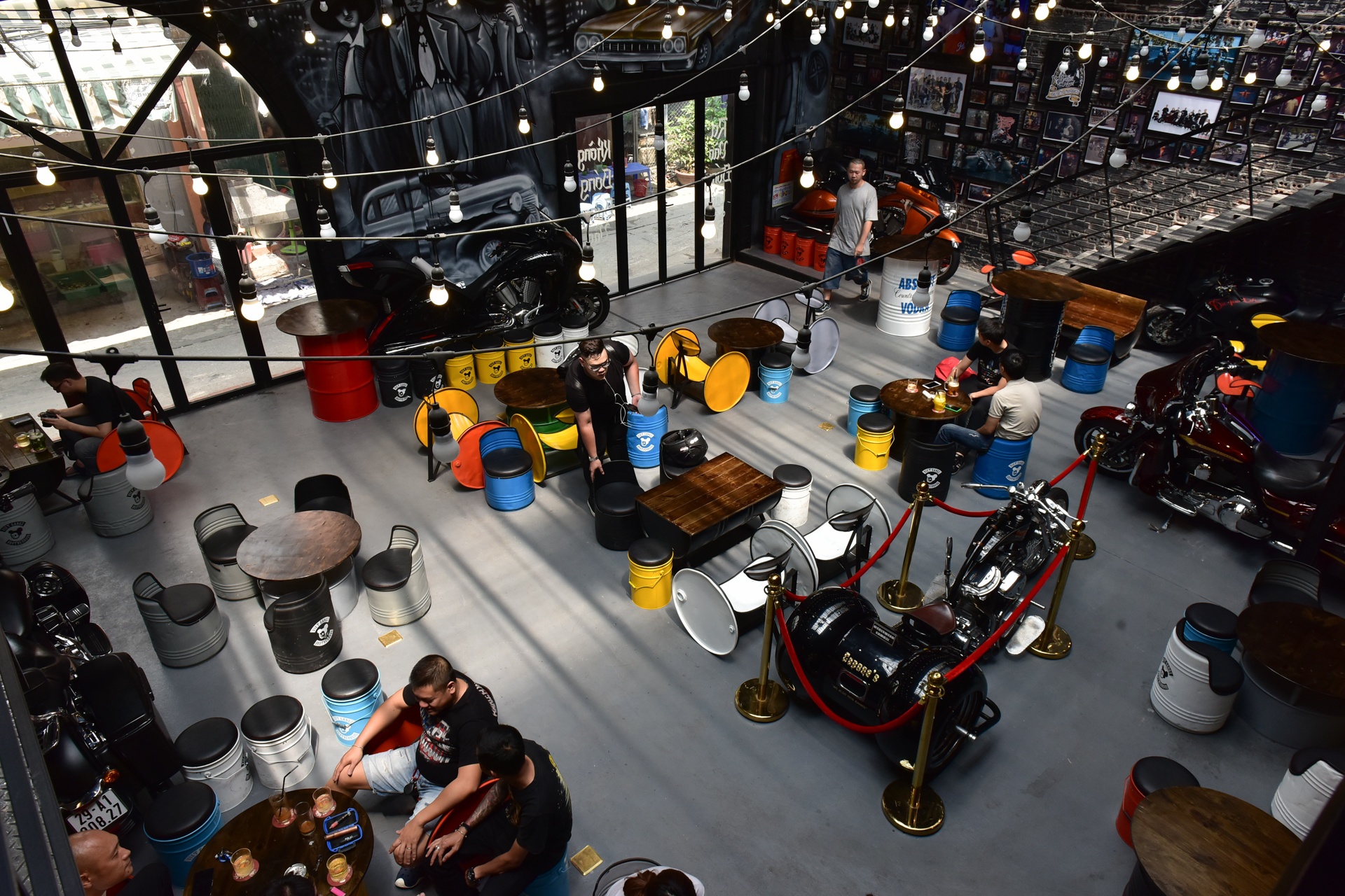 Khu vui choi cho gioi underground o Ha Noi anh 1