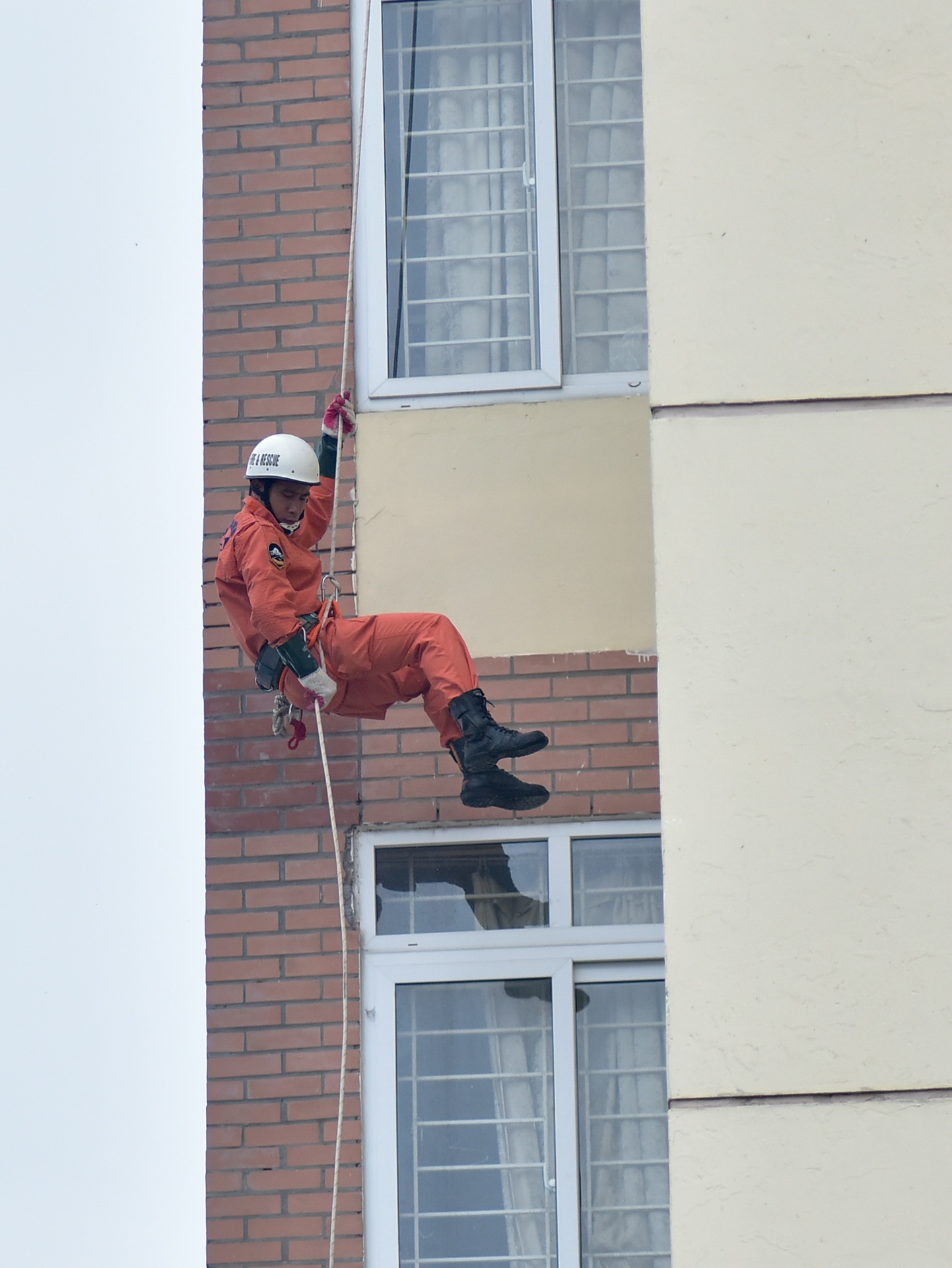 canh sat tuong lai bieu dien vo thuat anh 13