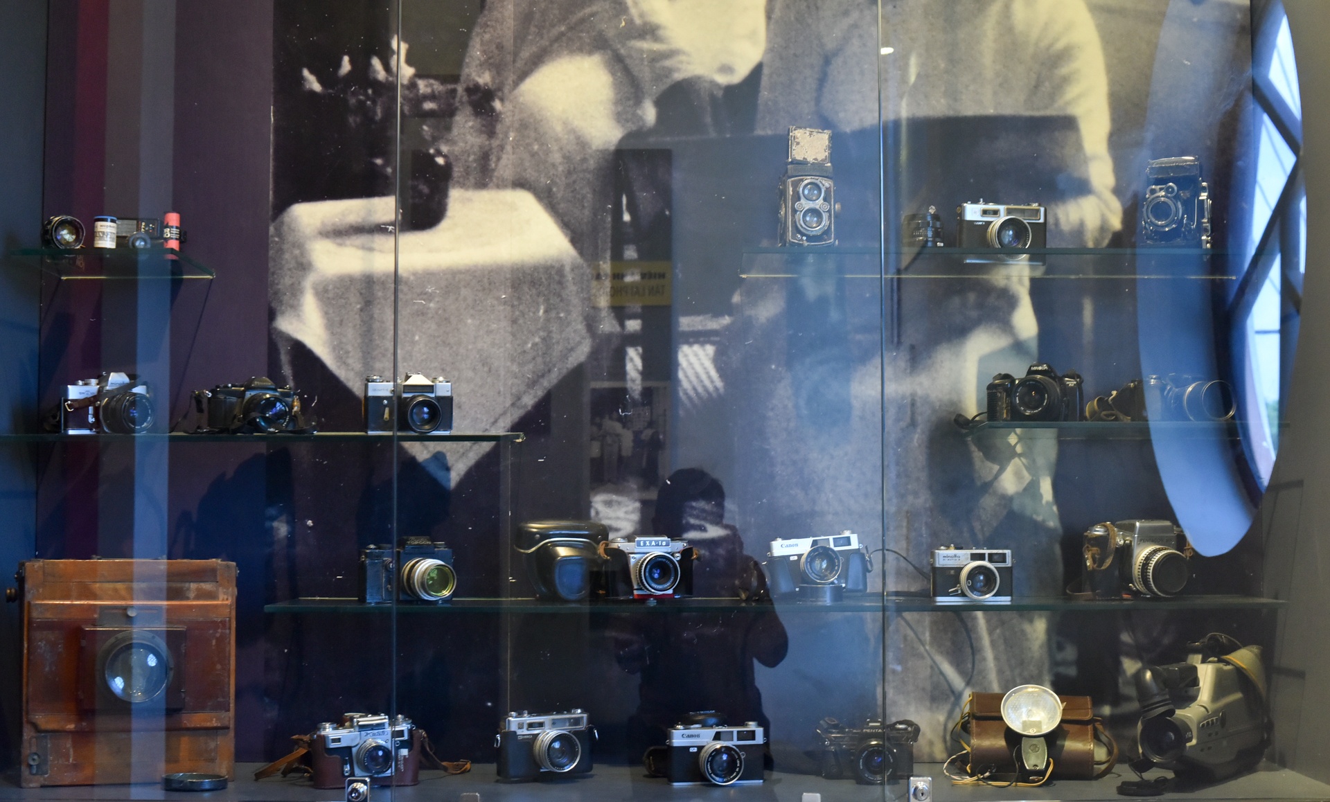 Bao tang Nhiep anh Lai Xa anh 9