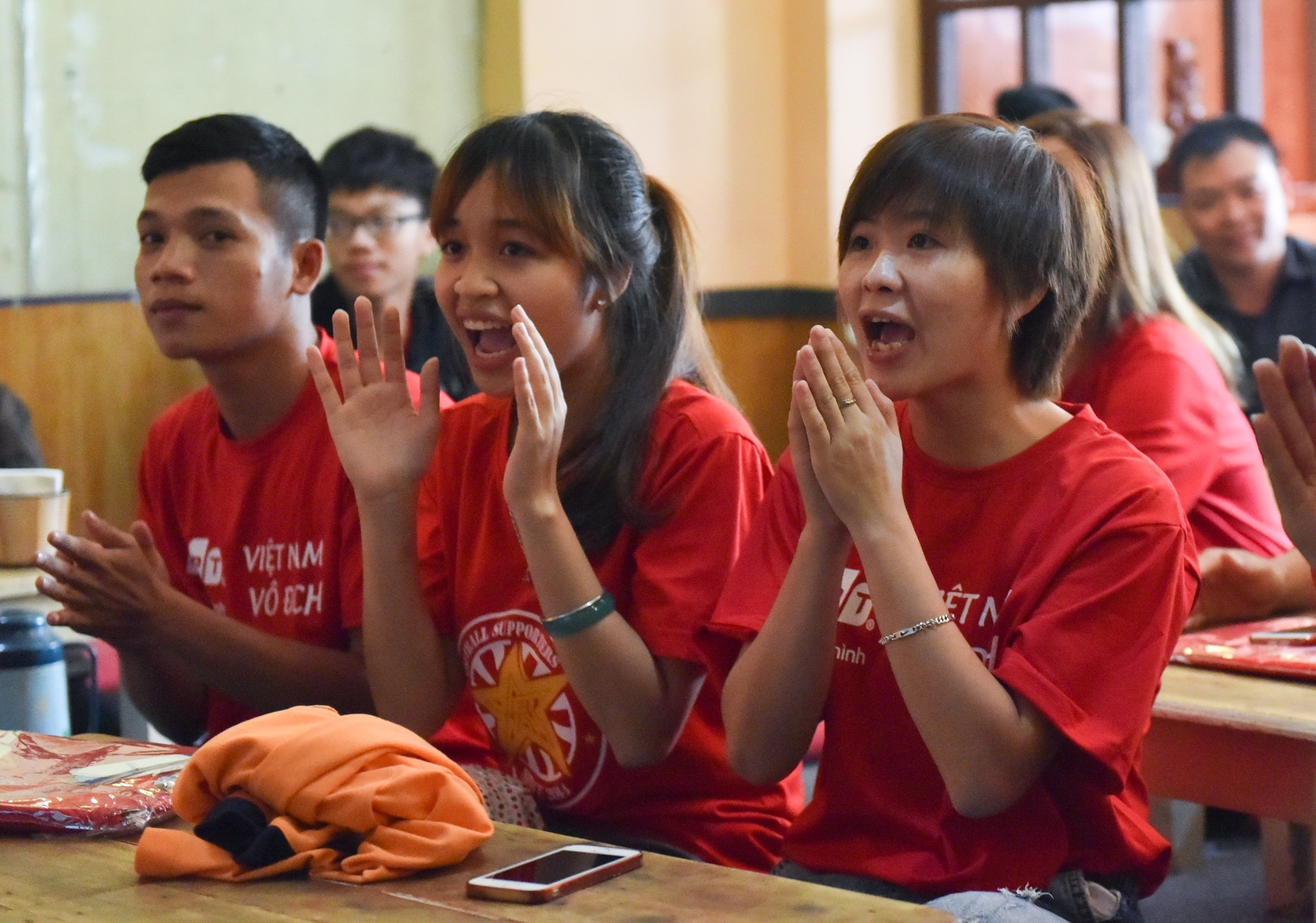 tran thua U20 Phap anh 3