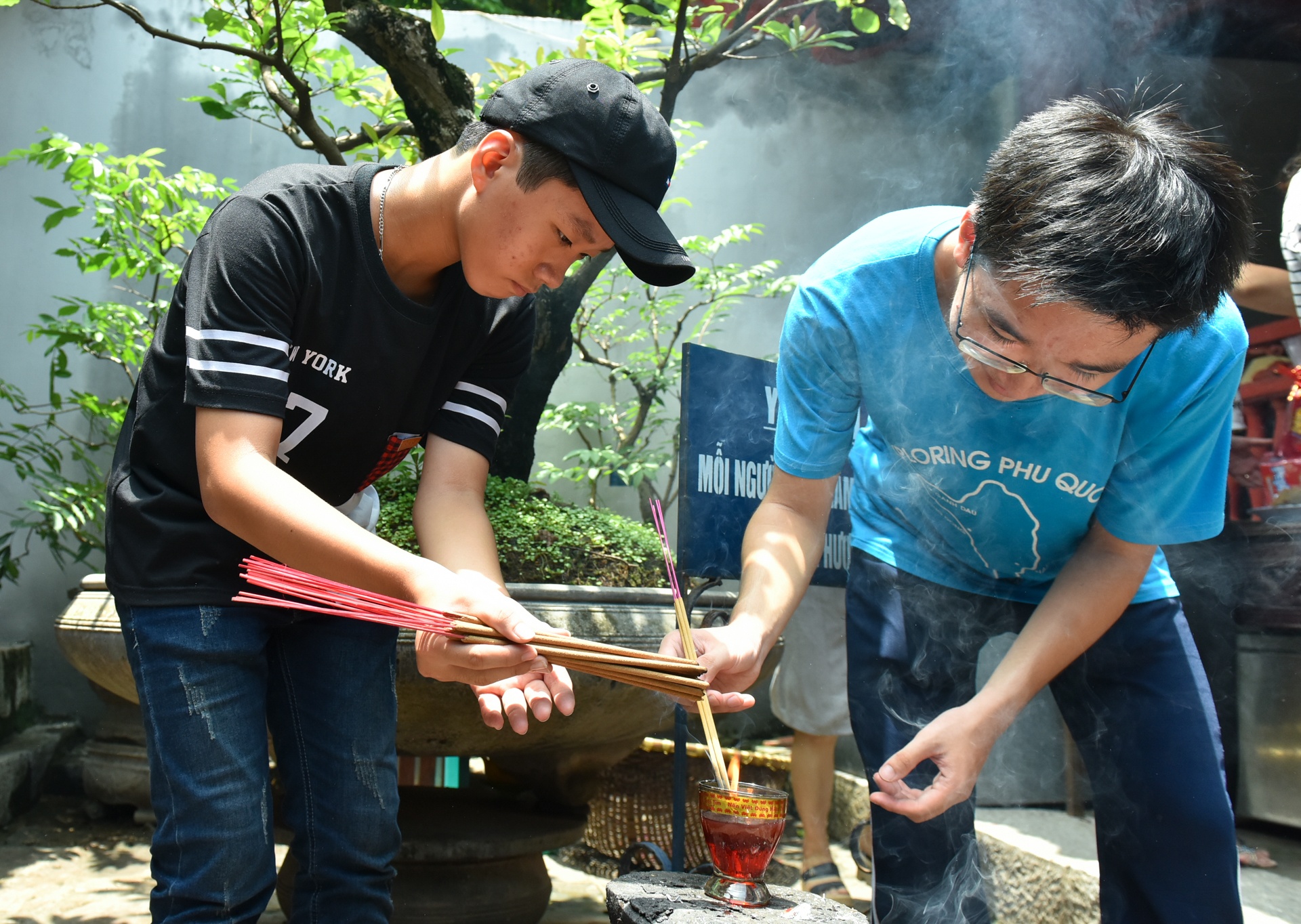 si tu den van mieu cau may anh 3