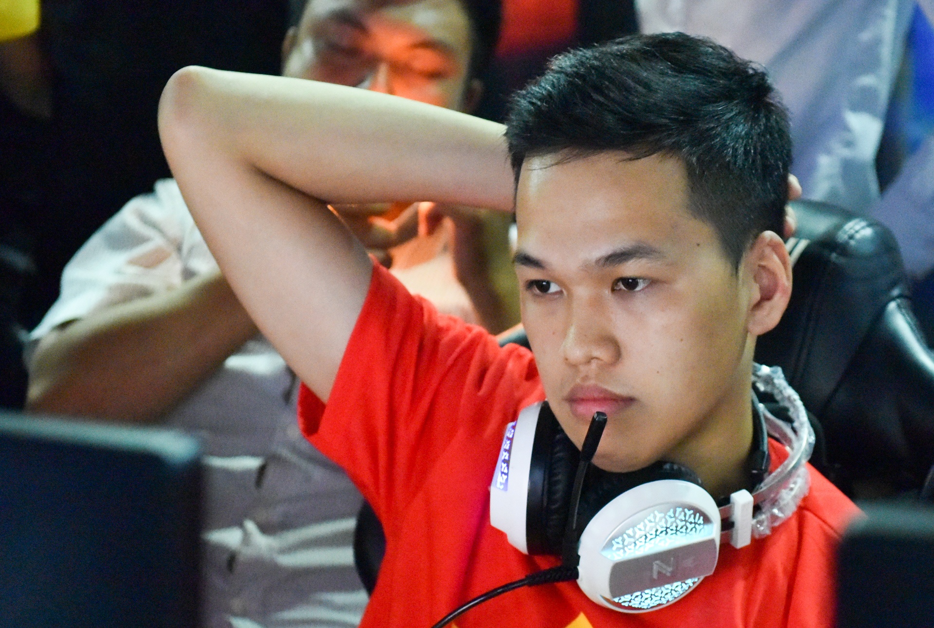 AoE duoc phat hanh chinh thuc tai Viet Nam, dinh huong eSports hinh anh