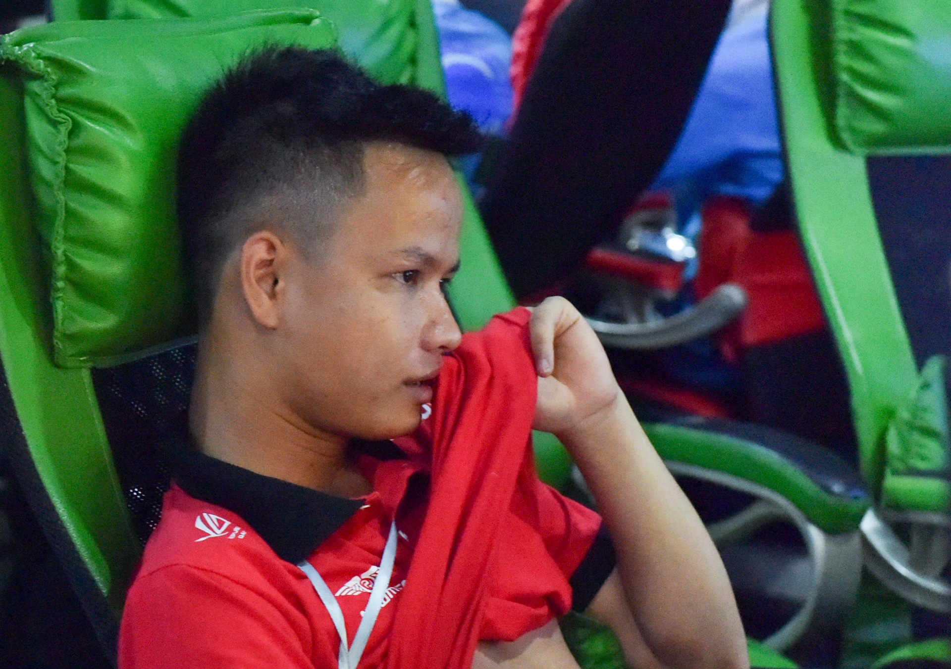 Chim Se, Chipboy gam nham noi buon sau khi thua tran hinh anh