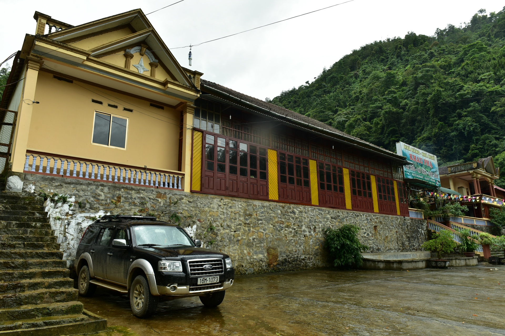 Trang trai ca hoi Khau Pha anh 13