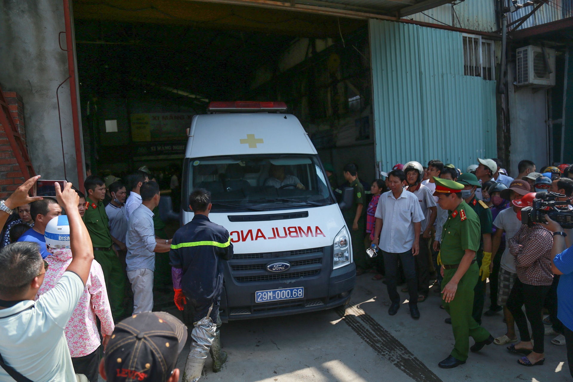 hien truong vu chay o hoai duc anh 4