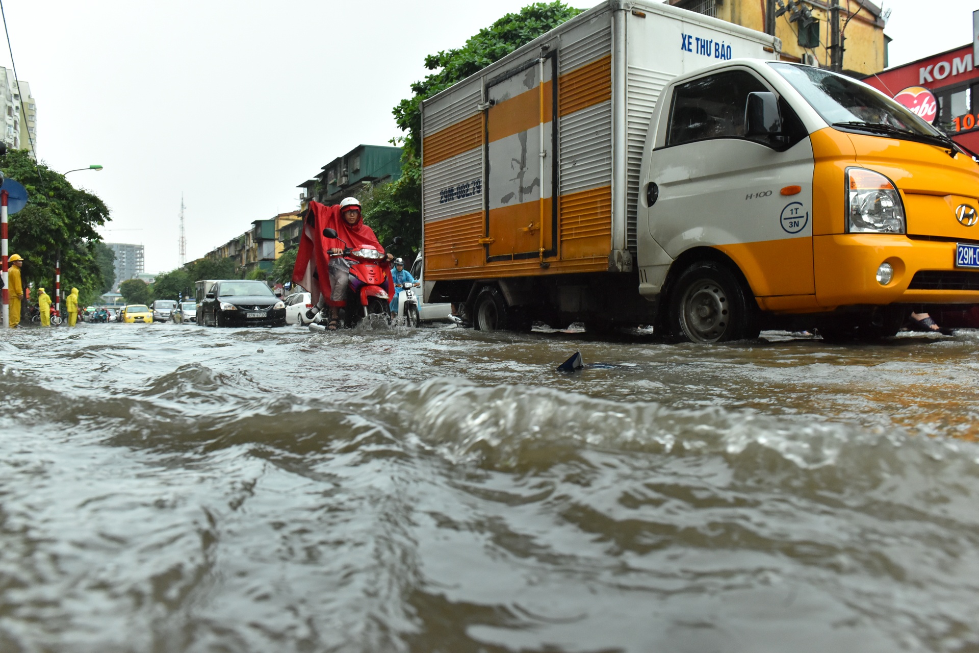 ngap sau mua o Ha Noi anh 1