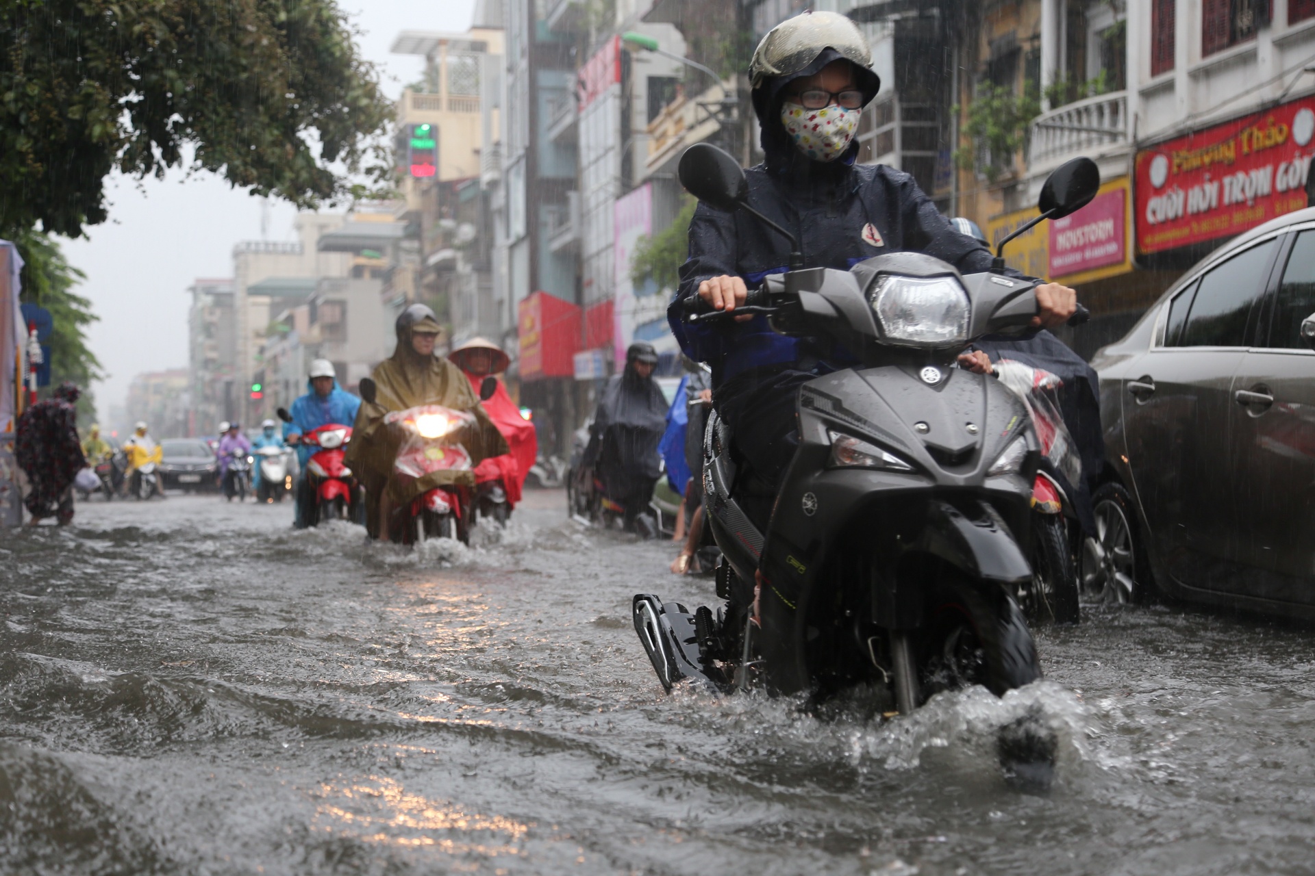 ngap sau mua o Ha Noi anh 7