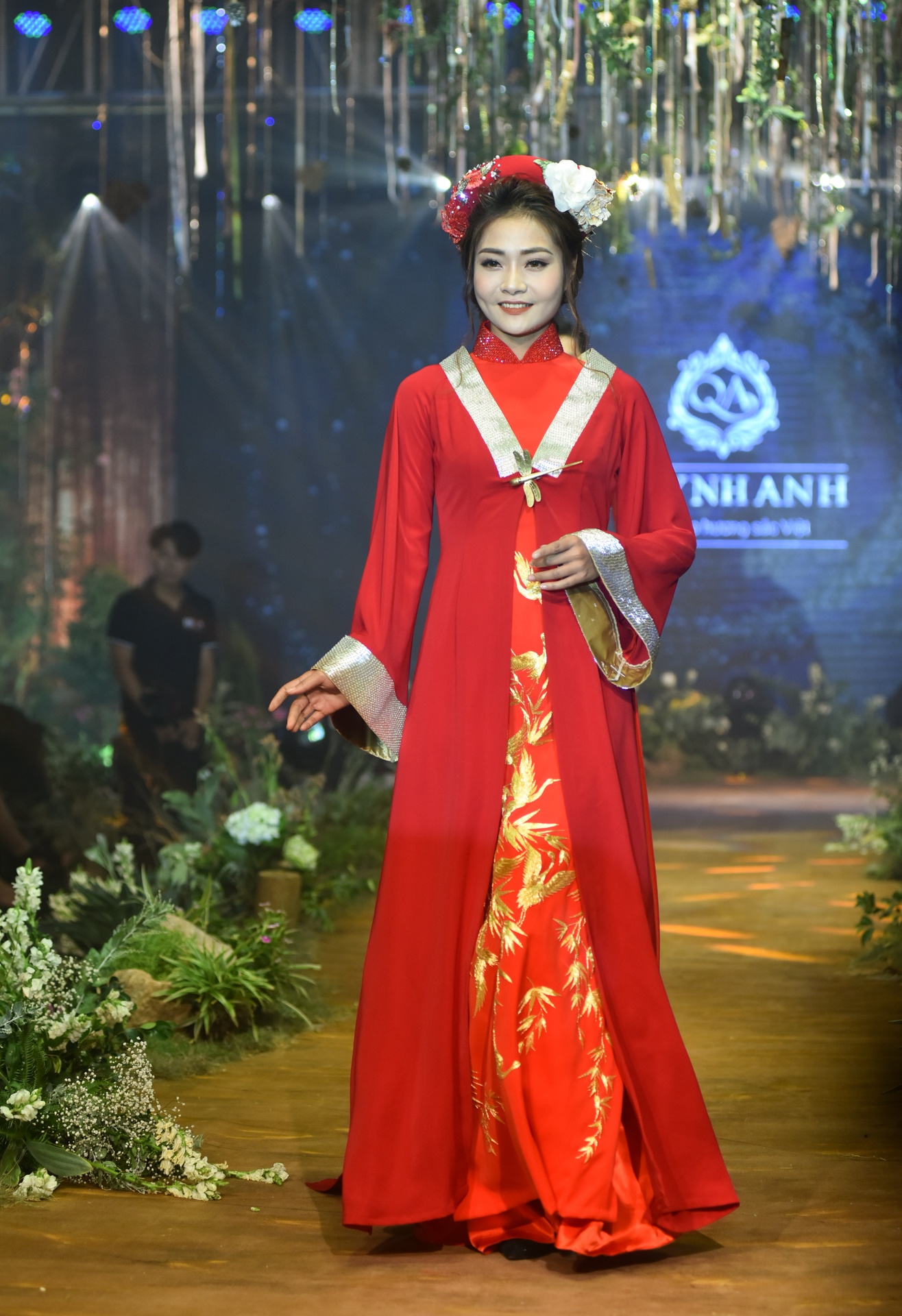 nhung mau vay cuoi moi nhat nam 2017 anh 6