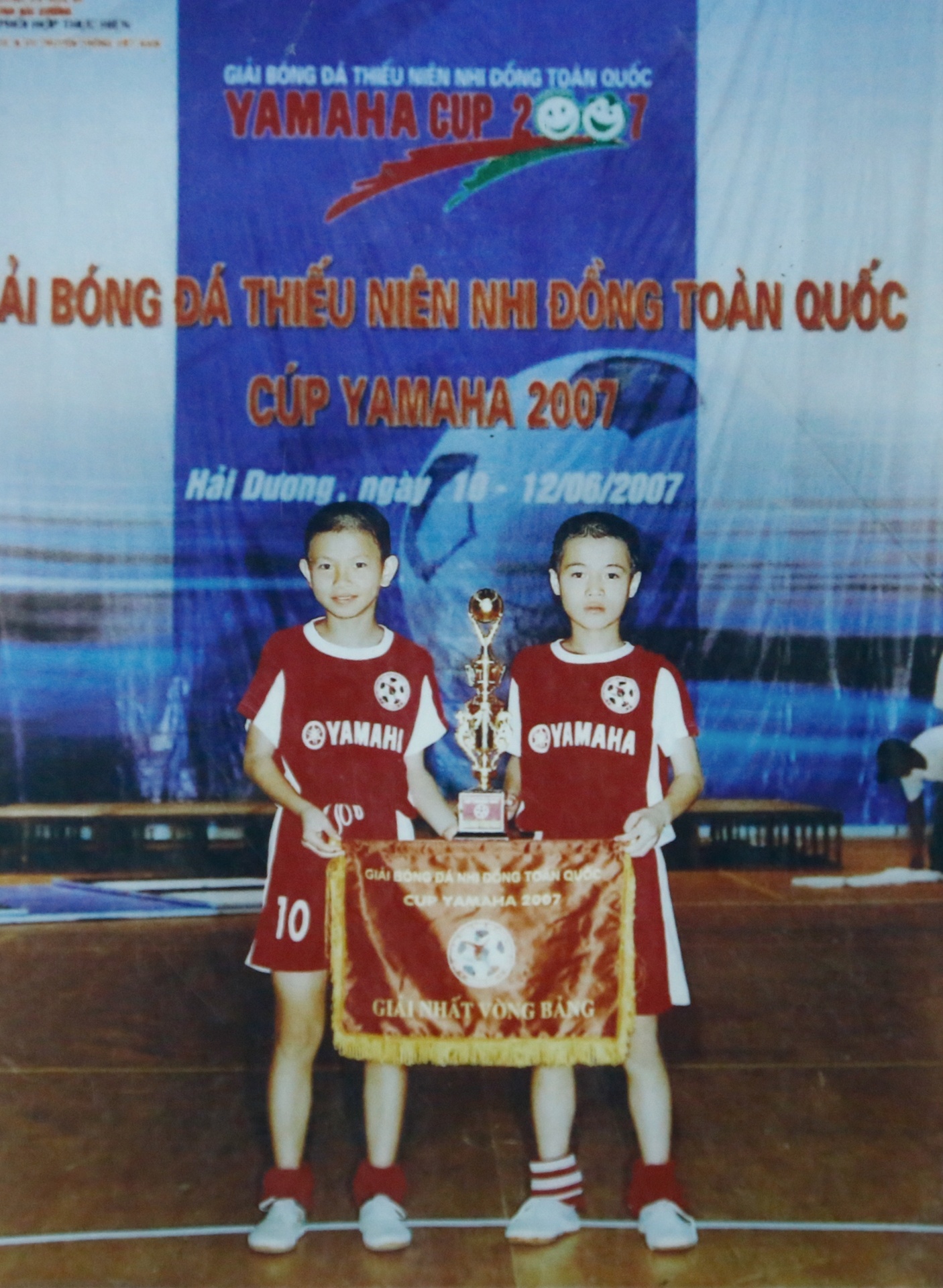 hinh anh au tho cua van toan anh 5