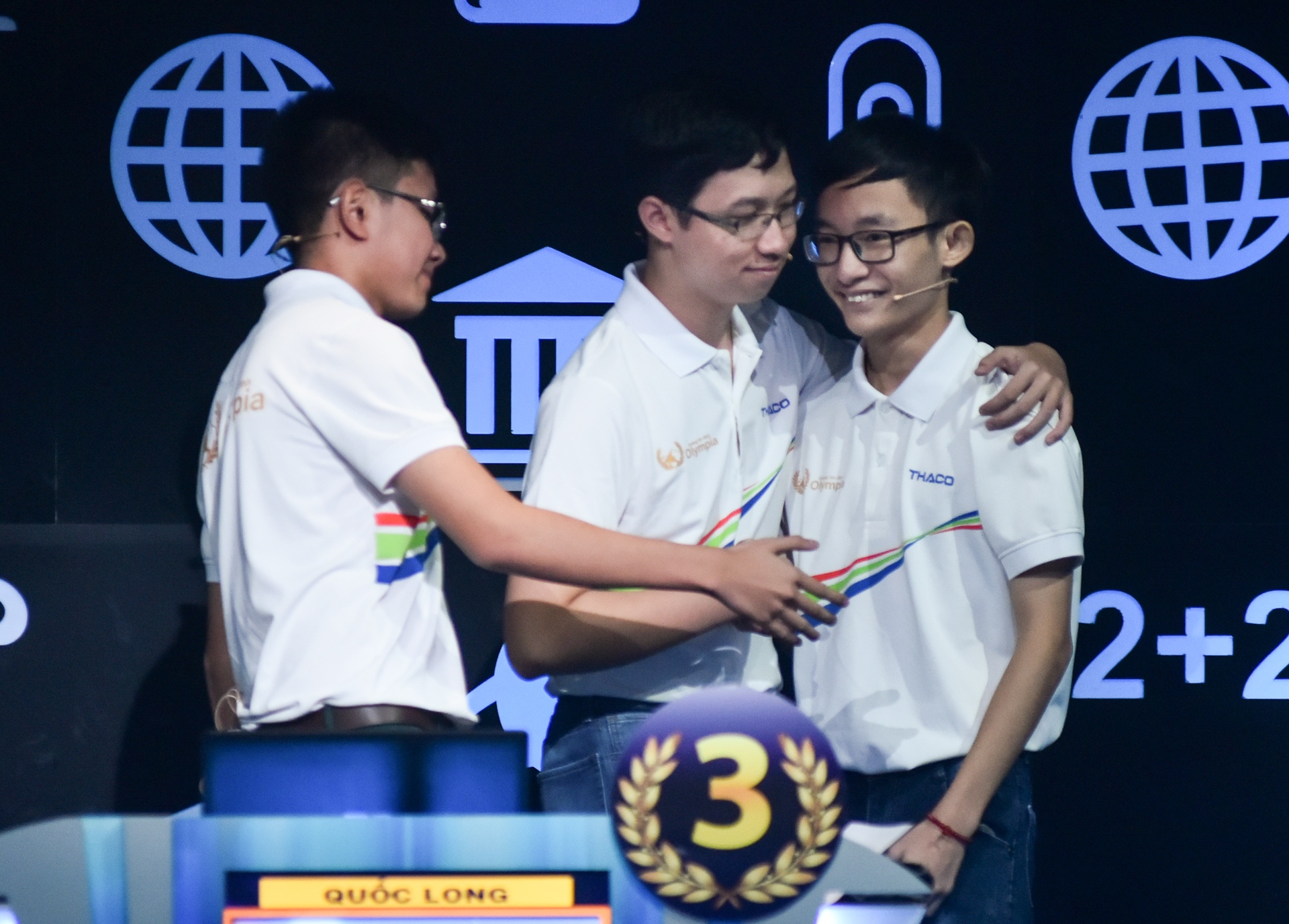 Nhat Minh vo dich Olympia anh 9