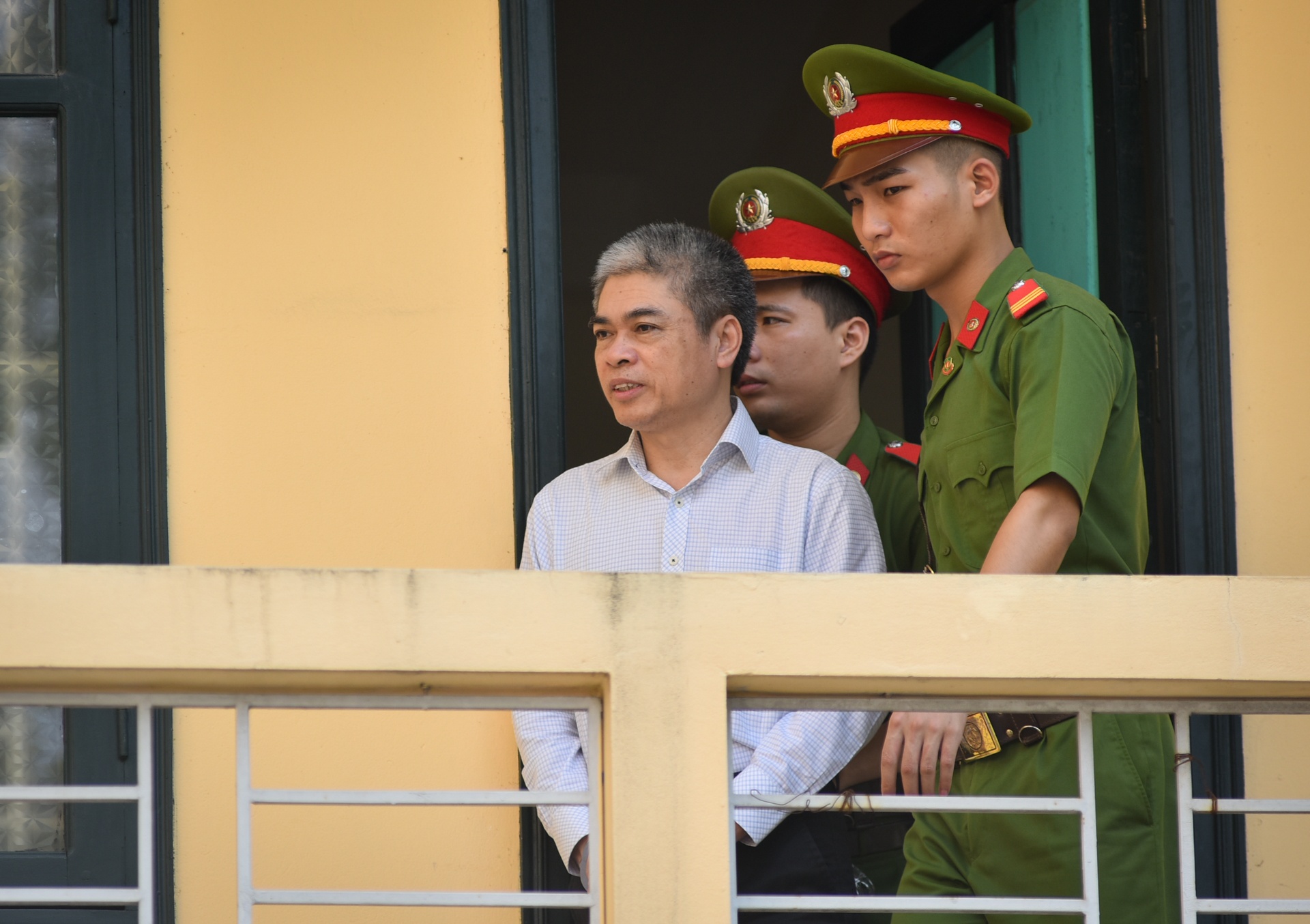 Xét xử Hà Văn Thắm ảnh 3 Xet xu Ha Van Tham anh 3