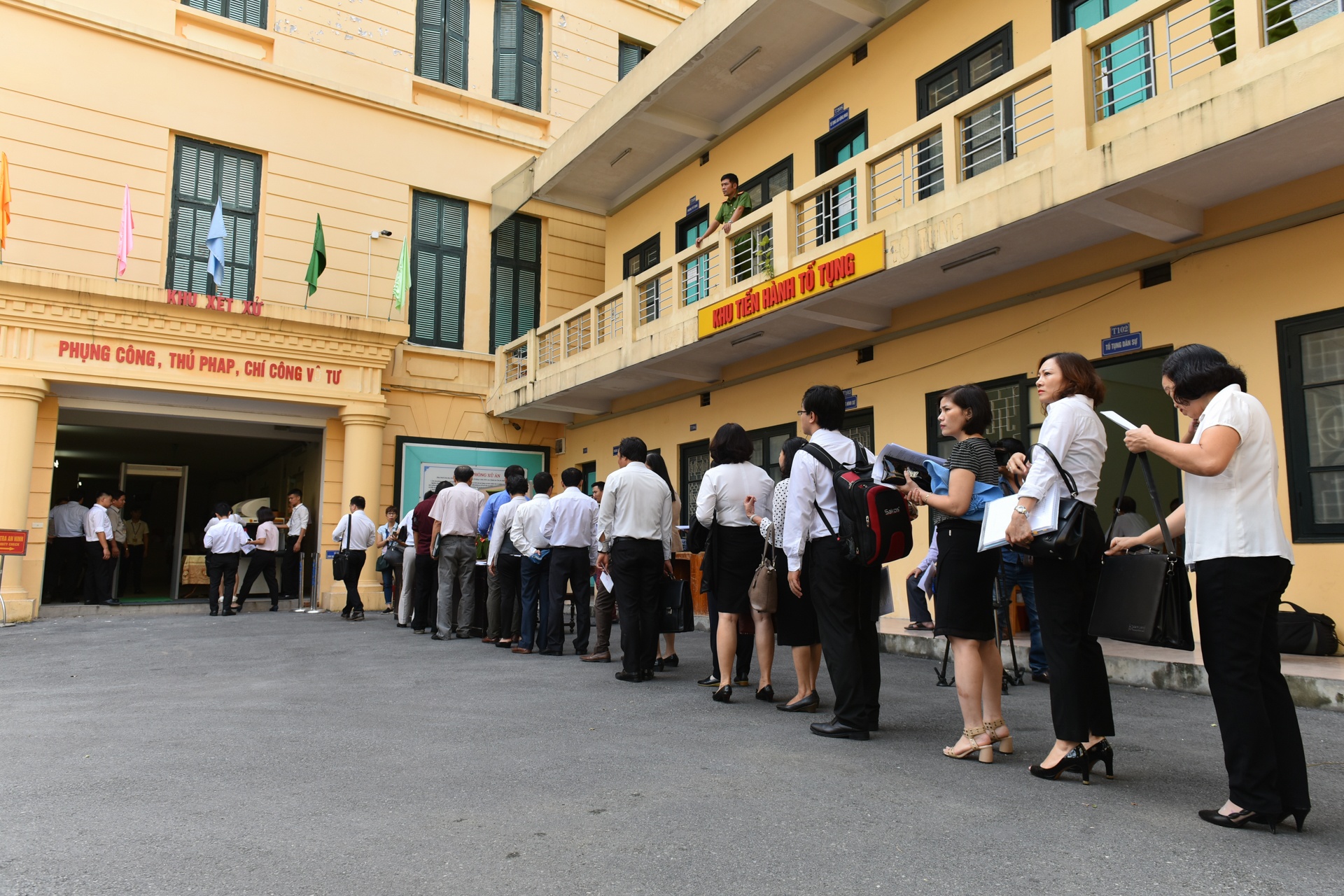 Xét xử Hà Văn Thắm ảnh 6 Xet xu Ha Van Tham anh 6