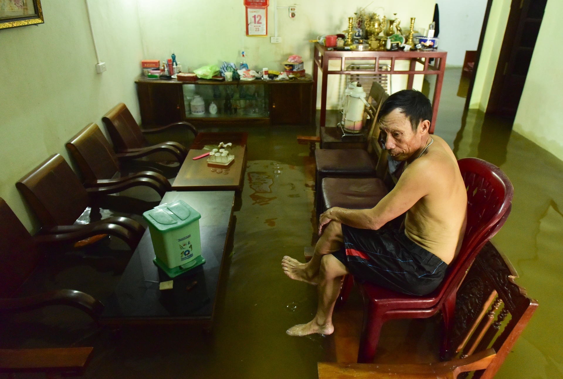 nuoc ngap den noc nha o Ninh Binh anh 14