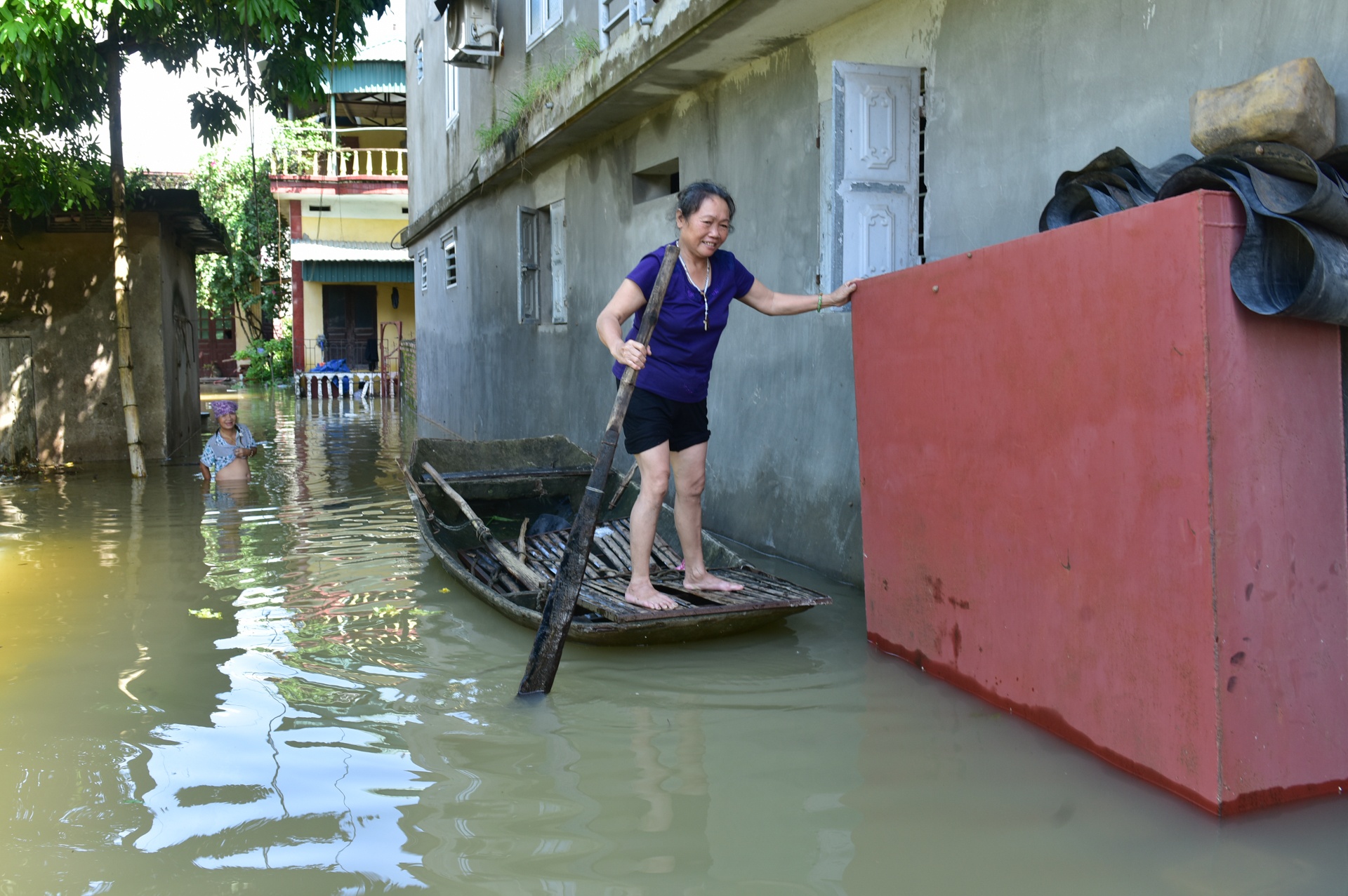 nuoc ngap den noc nha o Ninh Binh anh 9