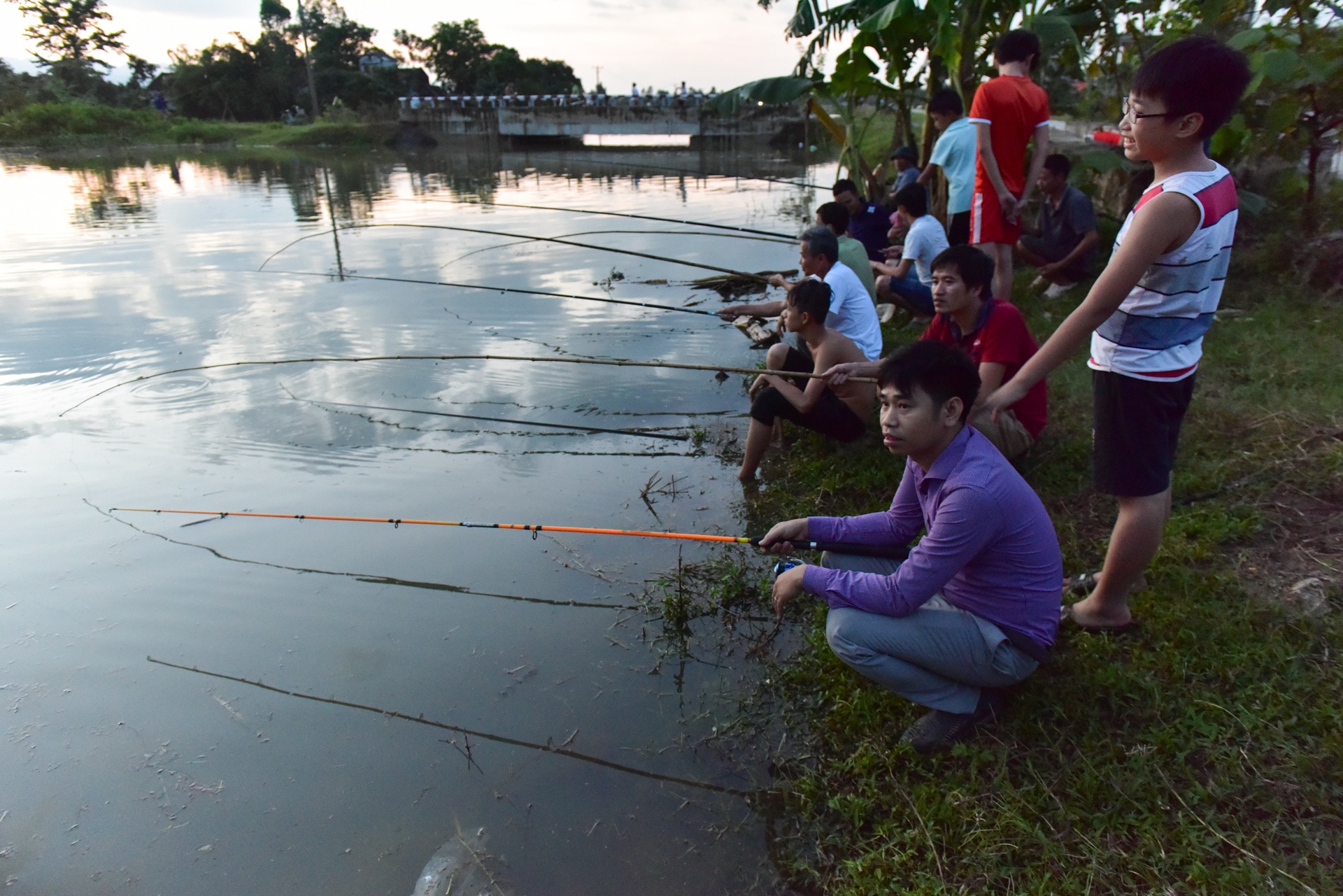 bat ca trong lu lich su o Ninh Binh anh 11