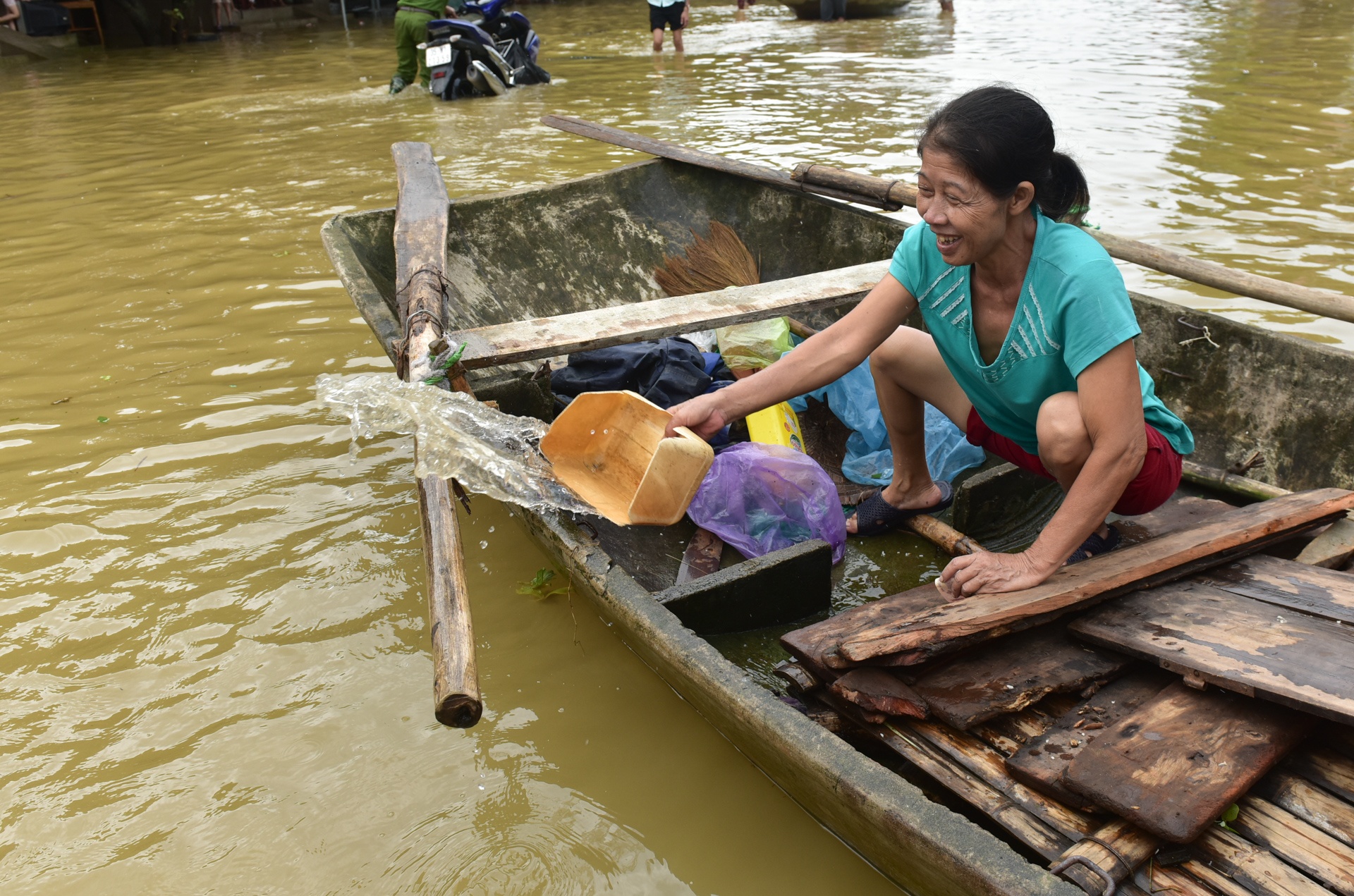 kiem tien trieu nho cho do qua duong anh 4
