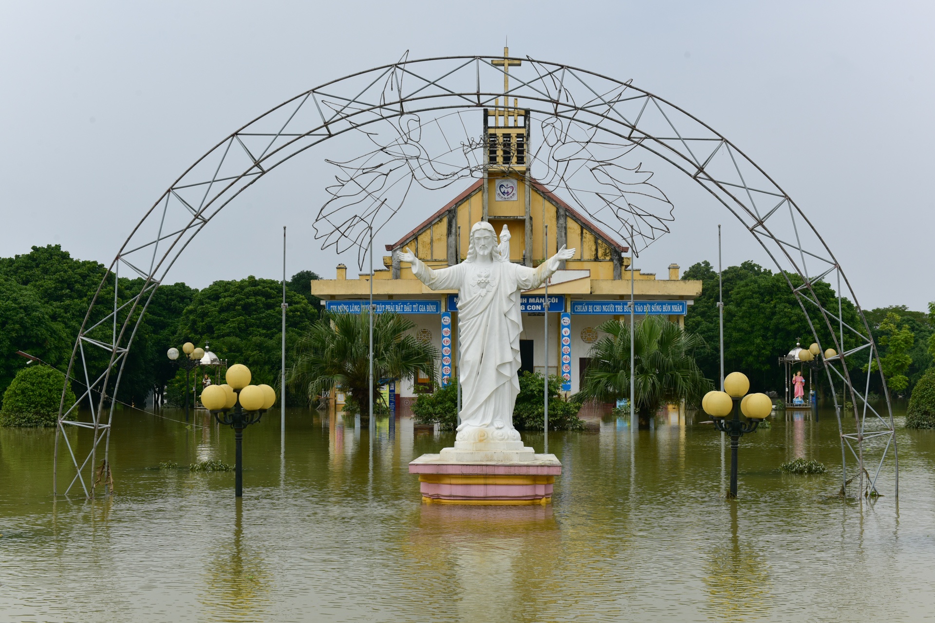 ngoi lang bien thanh quan dao o Ninh Binh anh 4