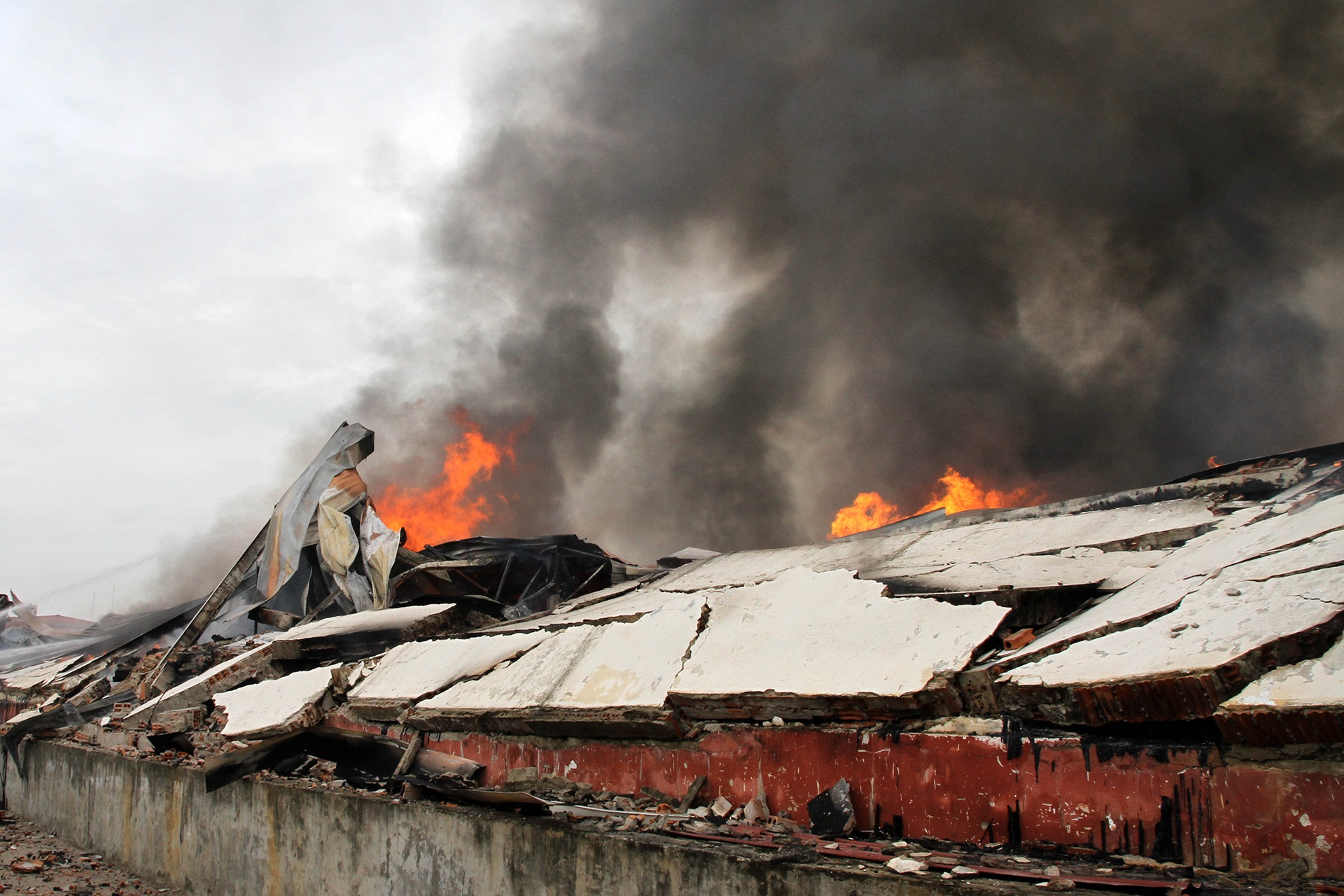 chay lon o Phu Tho anh 9