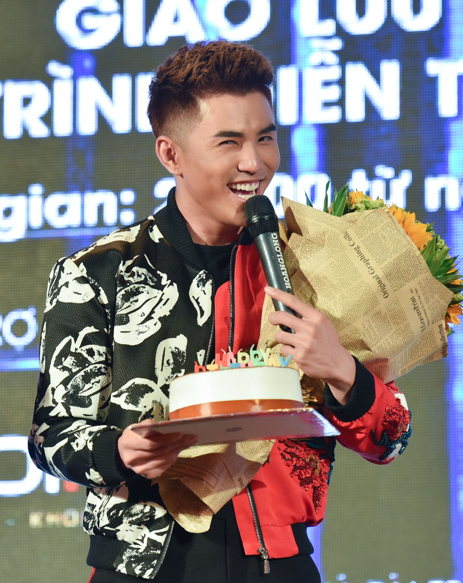 Will bat ngo duoc to chuc sinh nhat anh 3