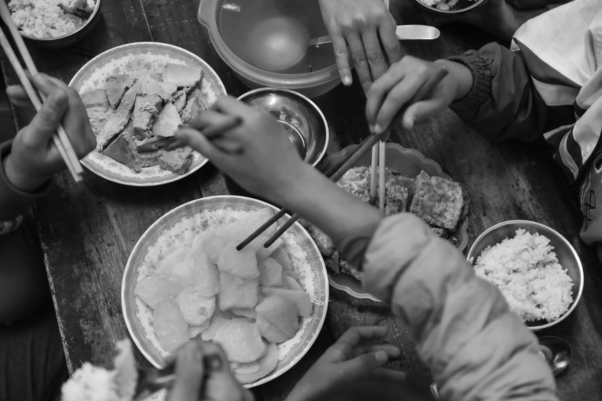 tre em nhiem HIV anh 16