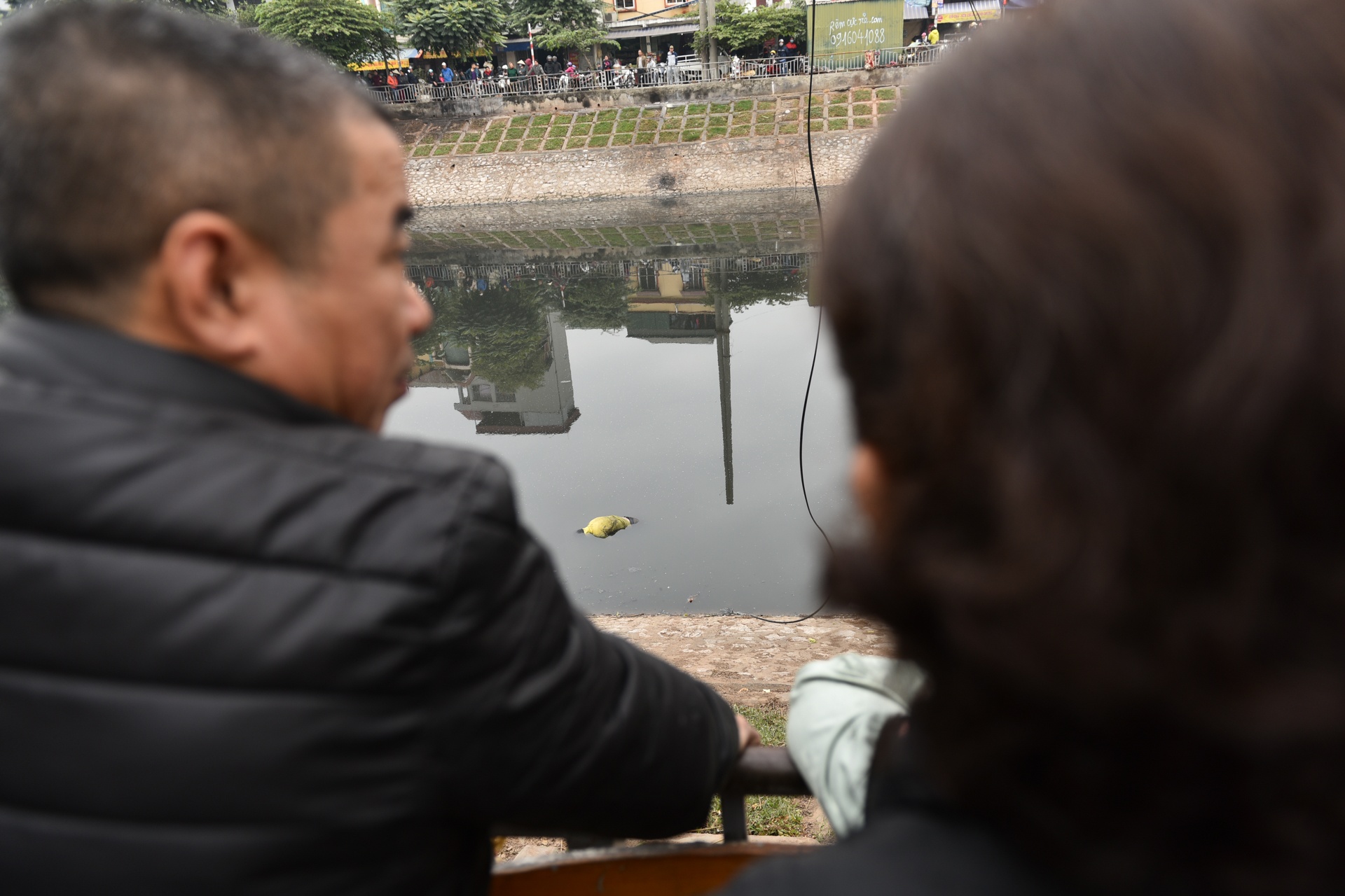 nguoi chet noi o song To lich anh 4