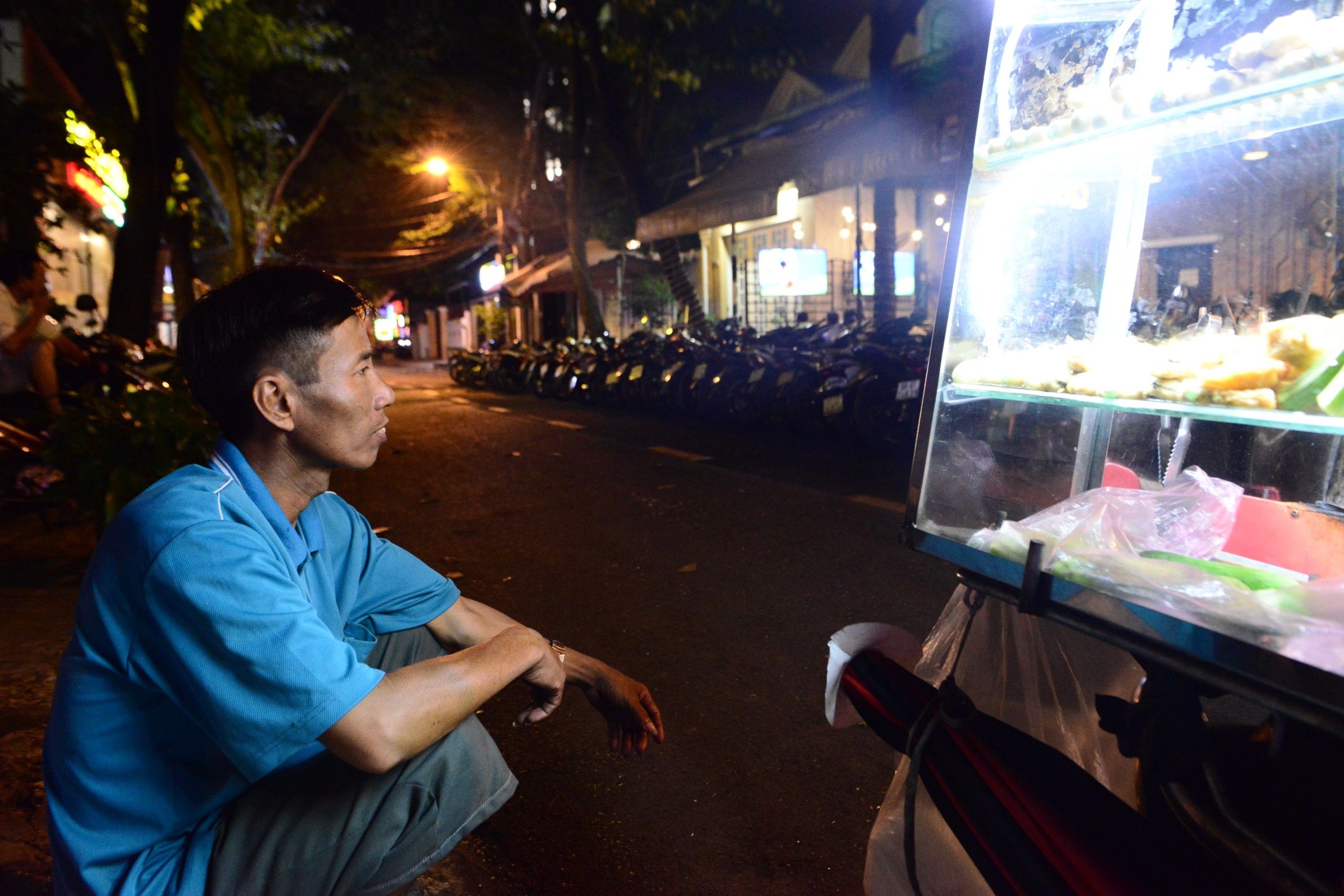 nguoi ham mo xem bong da World Cup o Sai Gon anh 6