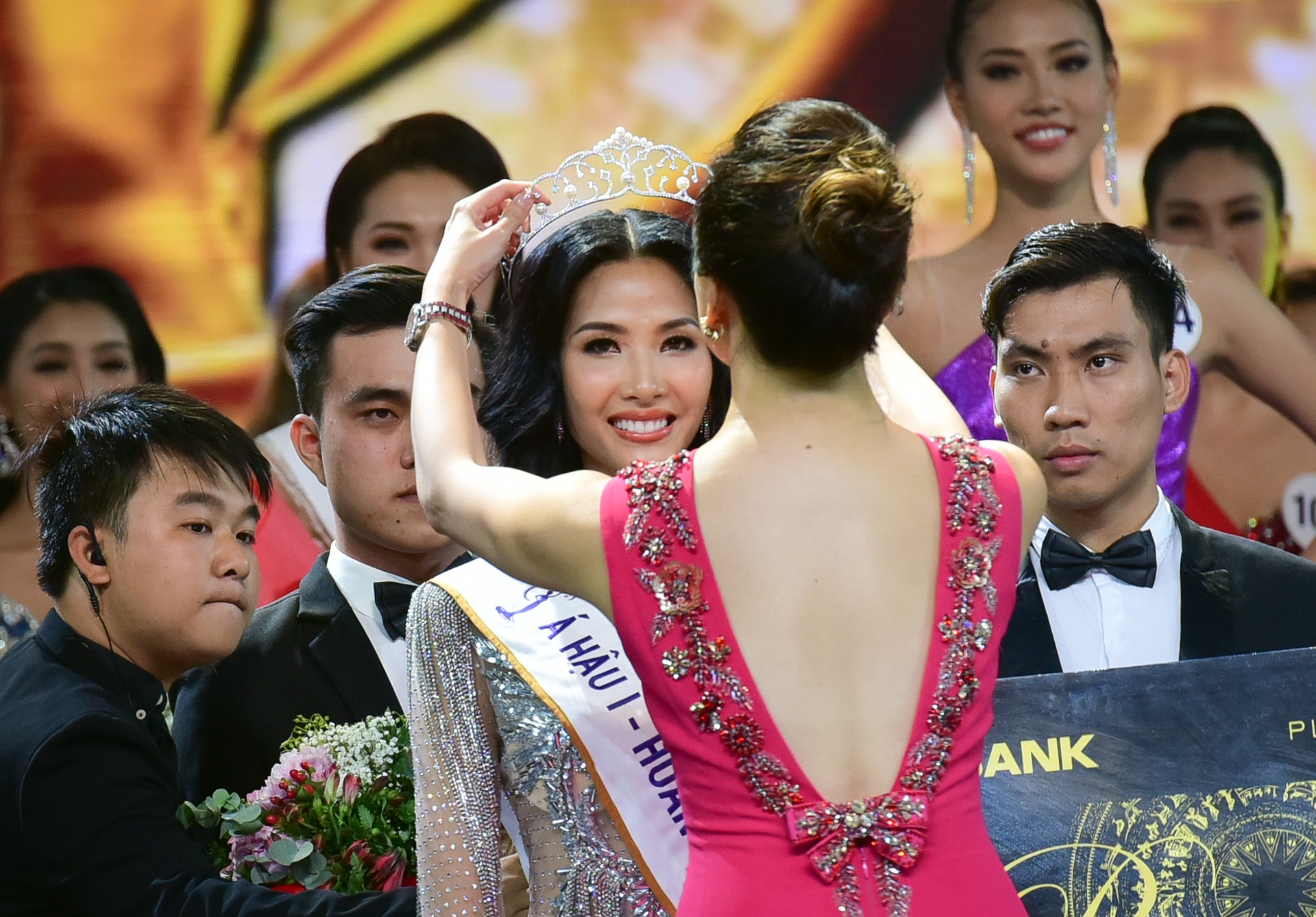 Hoang Thuy Mau Thuy anh 5