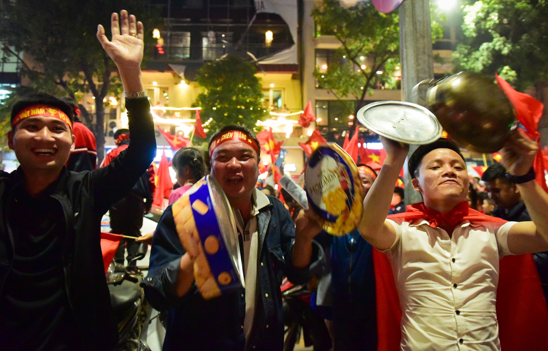 nhac cu tu che an mung chien thang anh 12