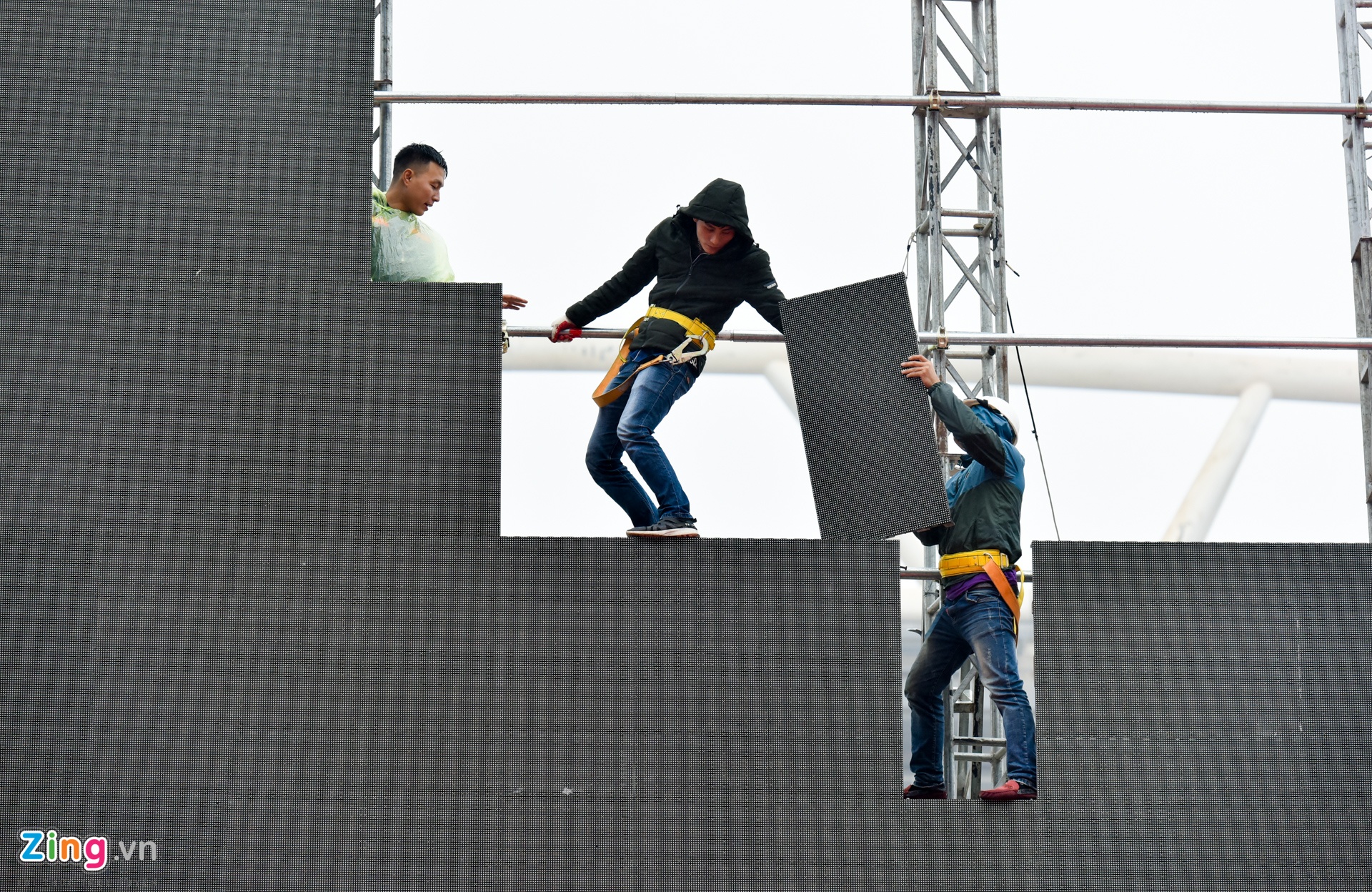 fanzone My Dinh anh 2