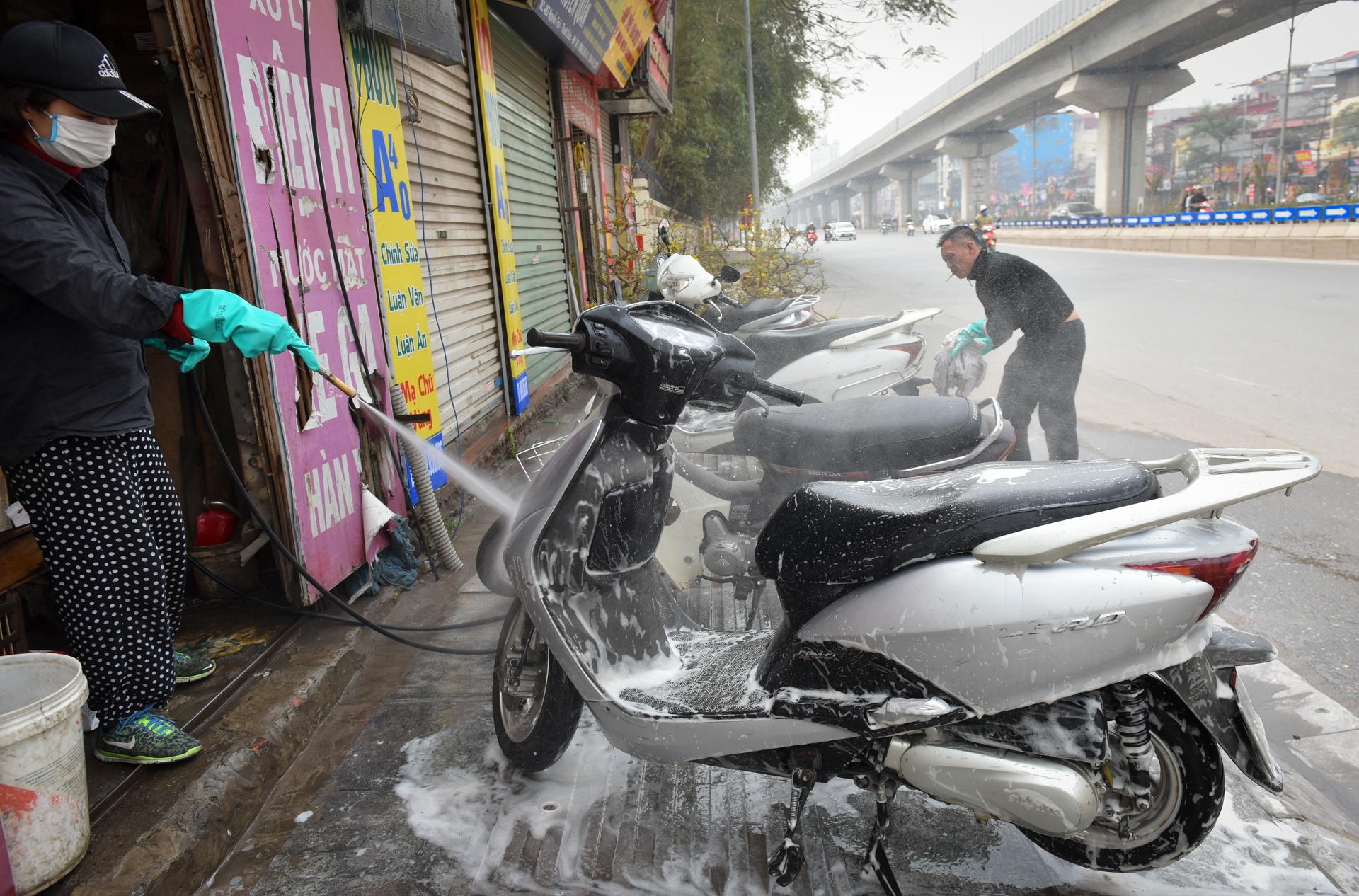 rua xe ngay giap tet anh 1