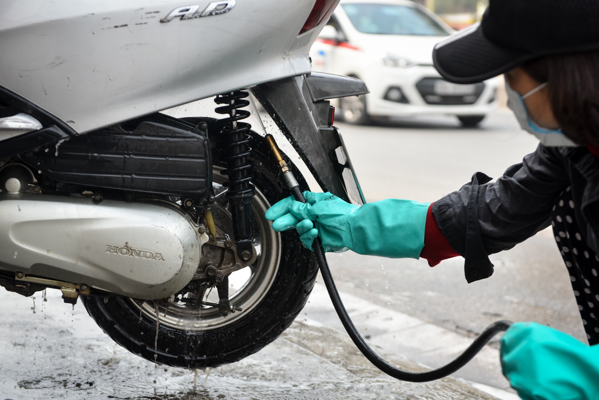 rua xe ngay giap tet anh 3