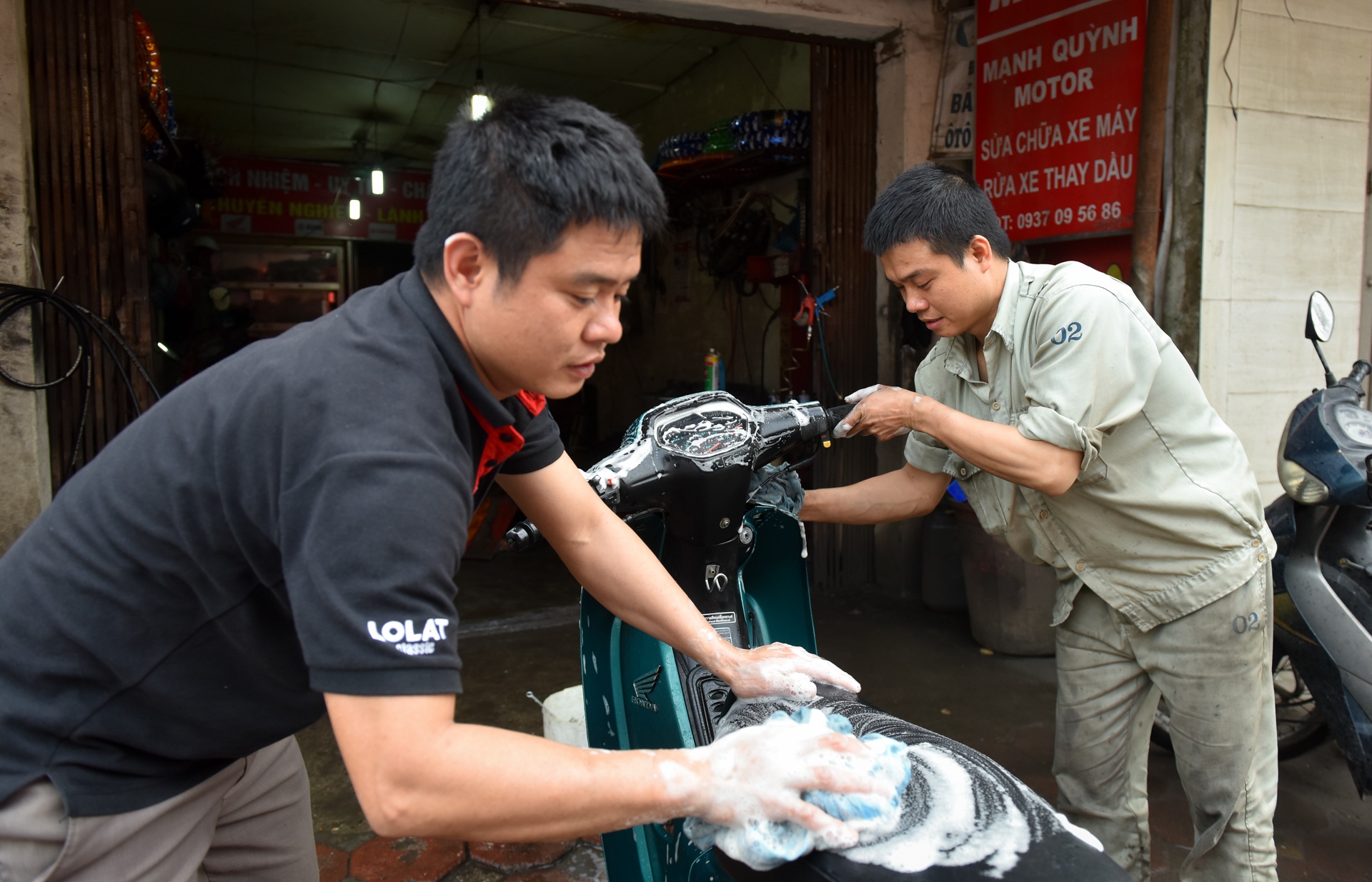 rua xe ngay giap tet anh 9