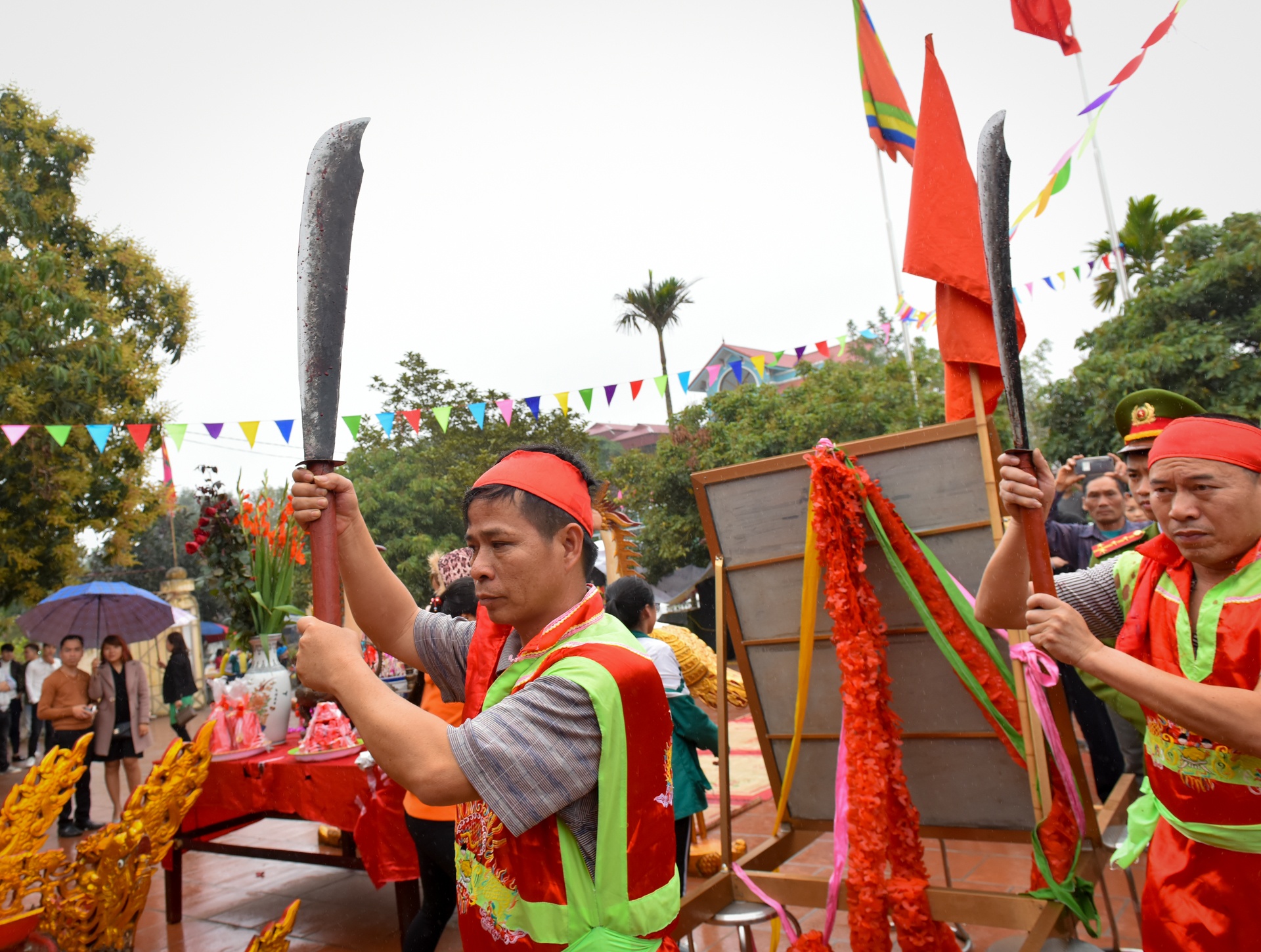 le hoi chem lon Nem Thuong anh 11