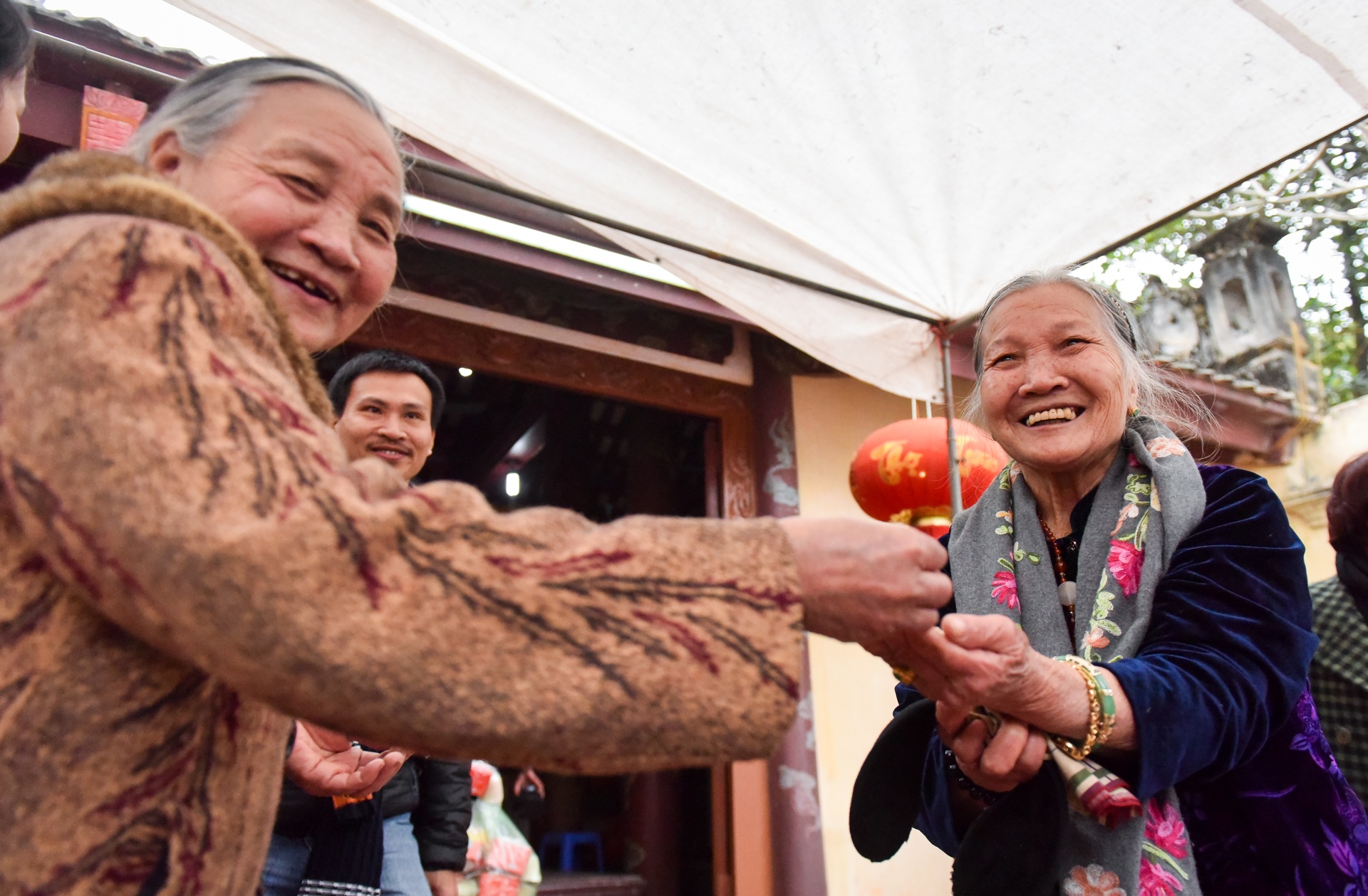 thoi com thi lang Thi Cam anh 15