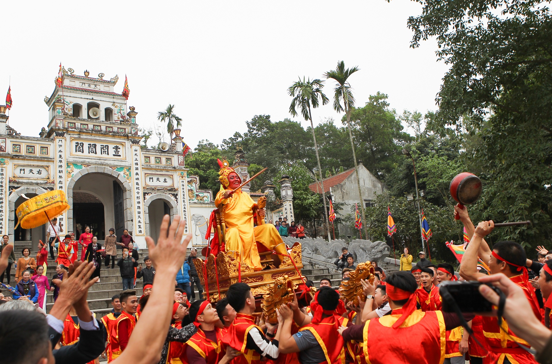 le hoi ruoc vua den sai anh 5