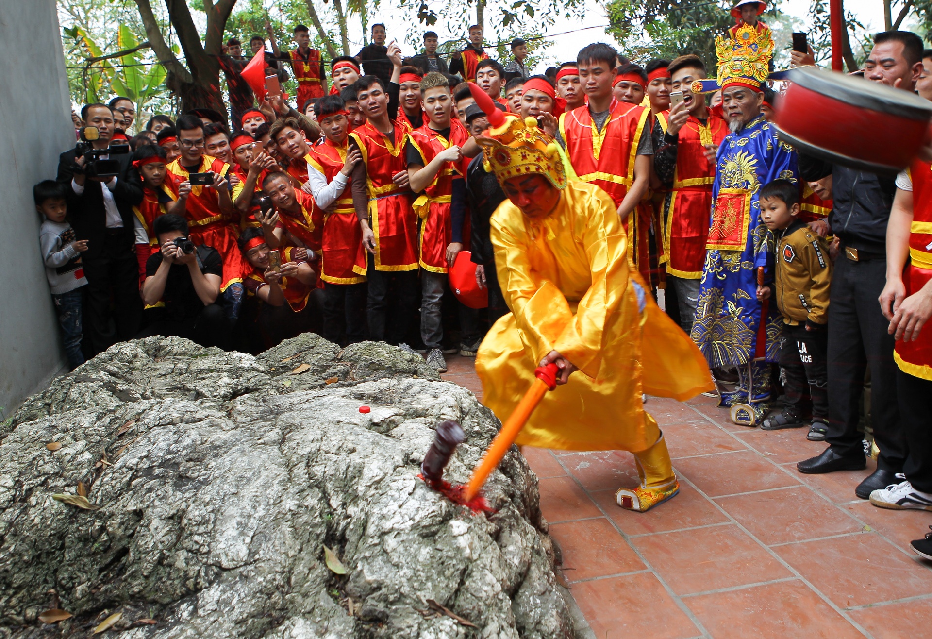 le hoi ruoc vua den sai anh 6