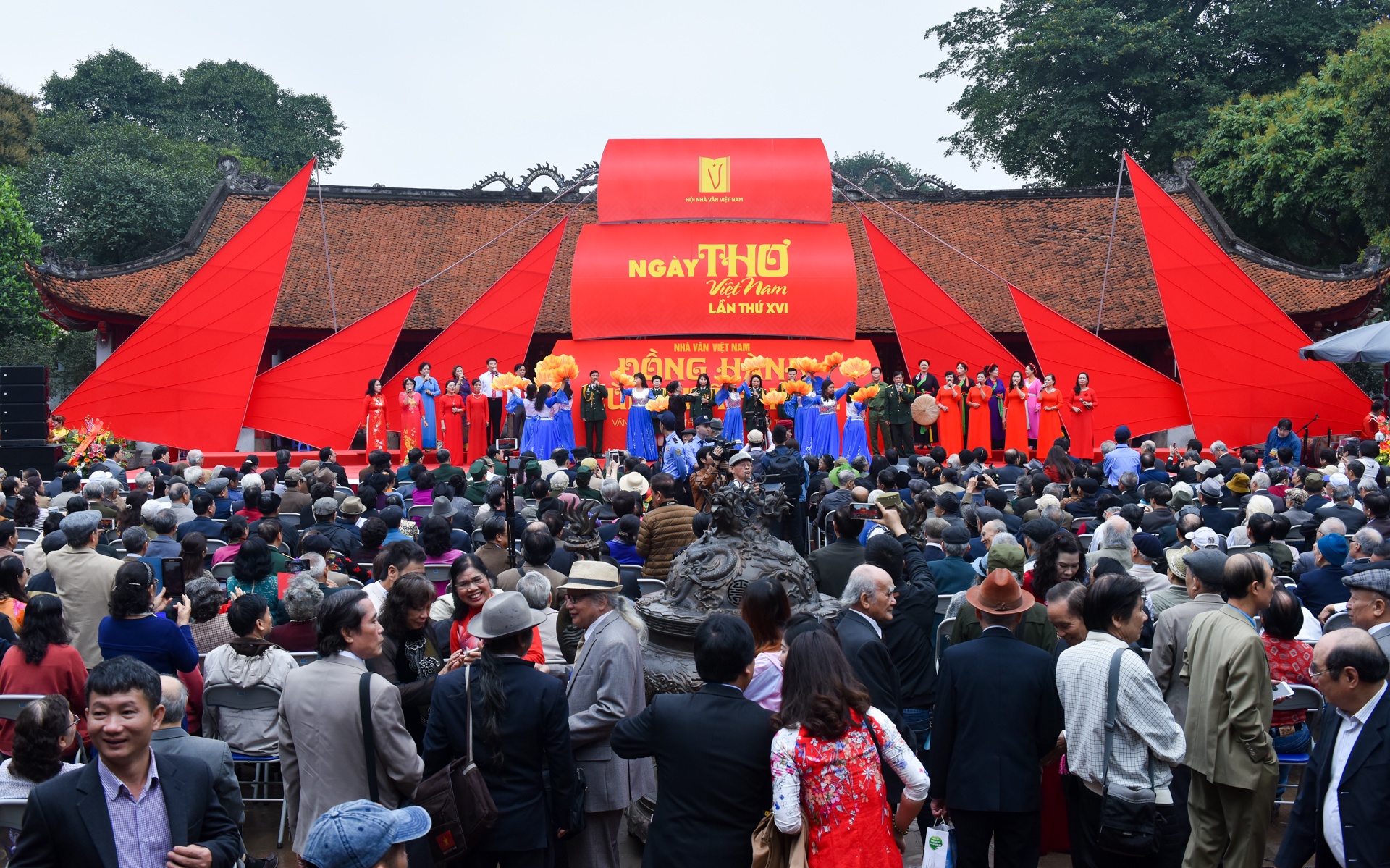 ngày thơ việt nam ảnh 1 ngay tho viet nam anh 1