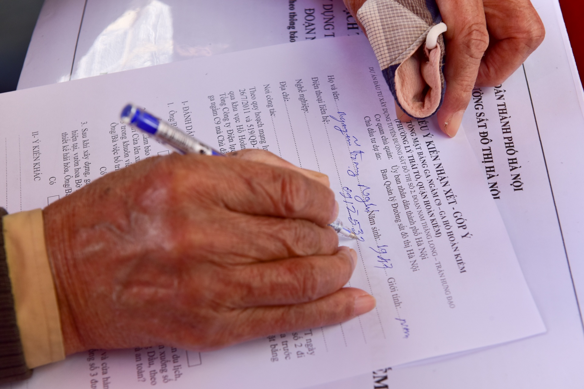 ga tau dien ngam ho Hoan kiem anh 10