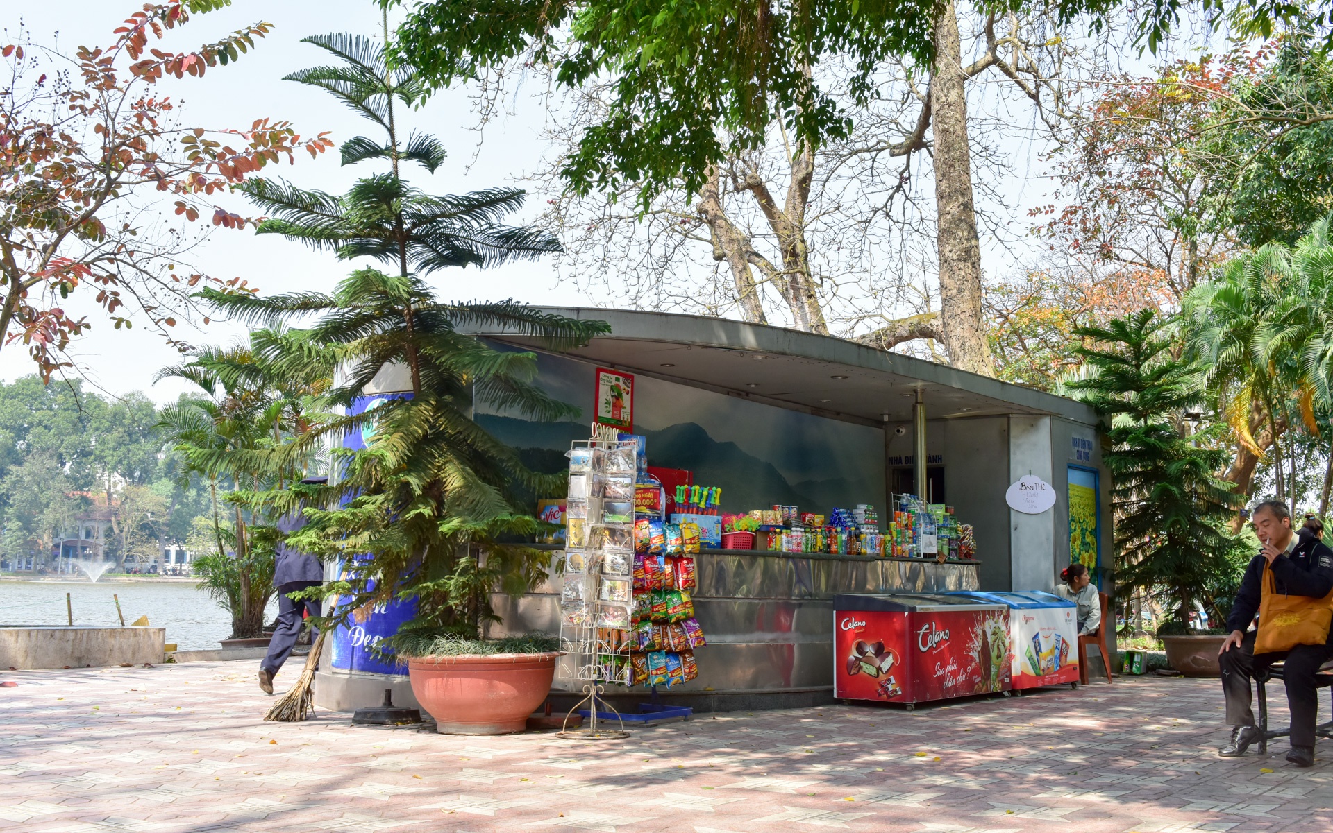 ga tau dien ngam ho Hoan kiem anh 4