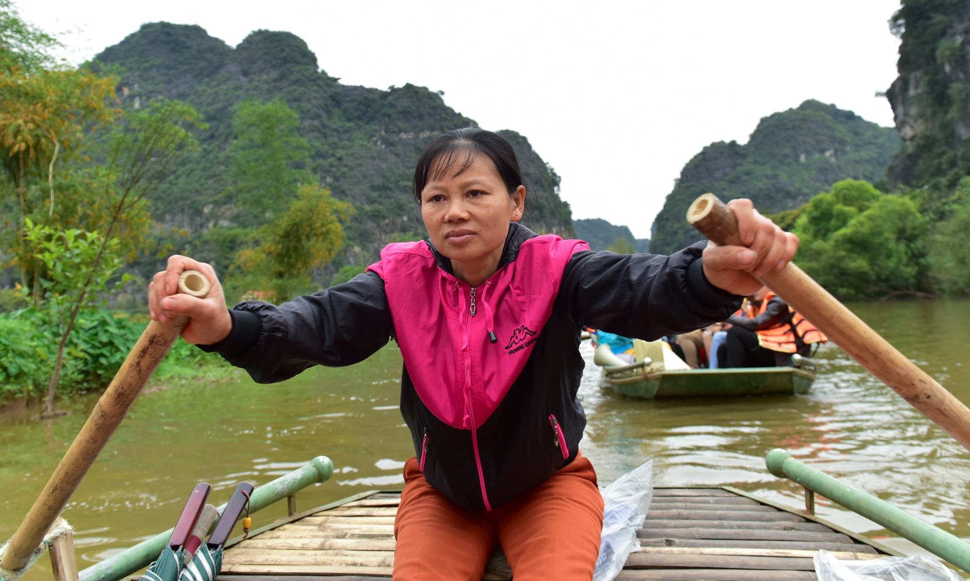 cau len nui o Trang An anh 10