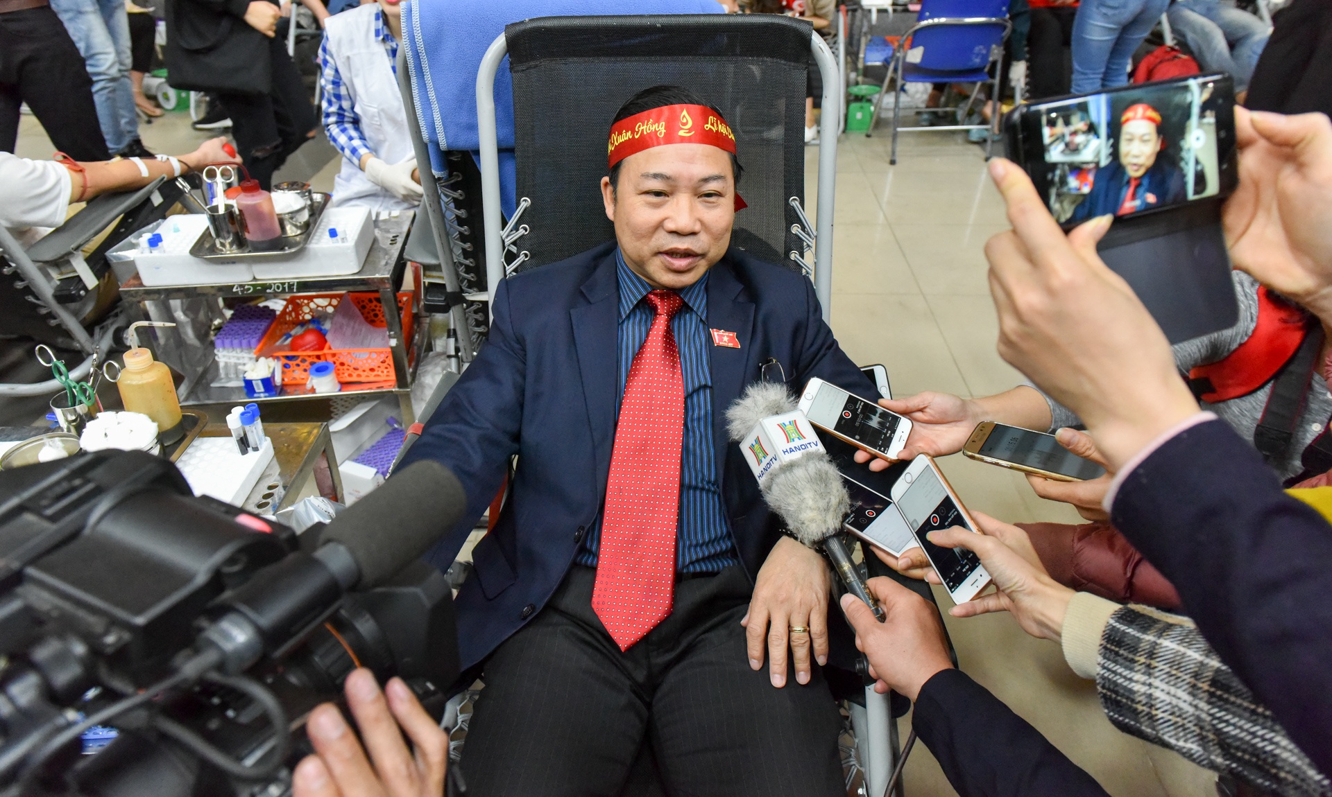 Dai bieu QH Luu Binh Nhuong: Le hoi Xuan hong nen la le hoi quoc gia hinh anh