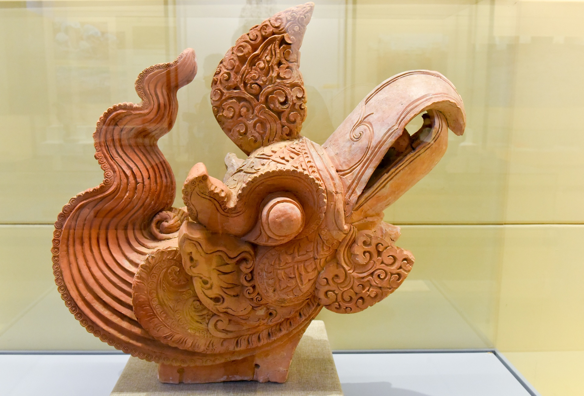 300 bau vat khao co hoc anh 10