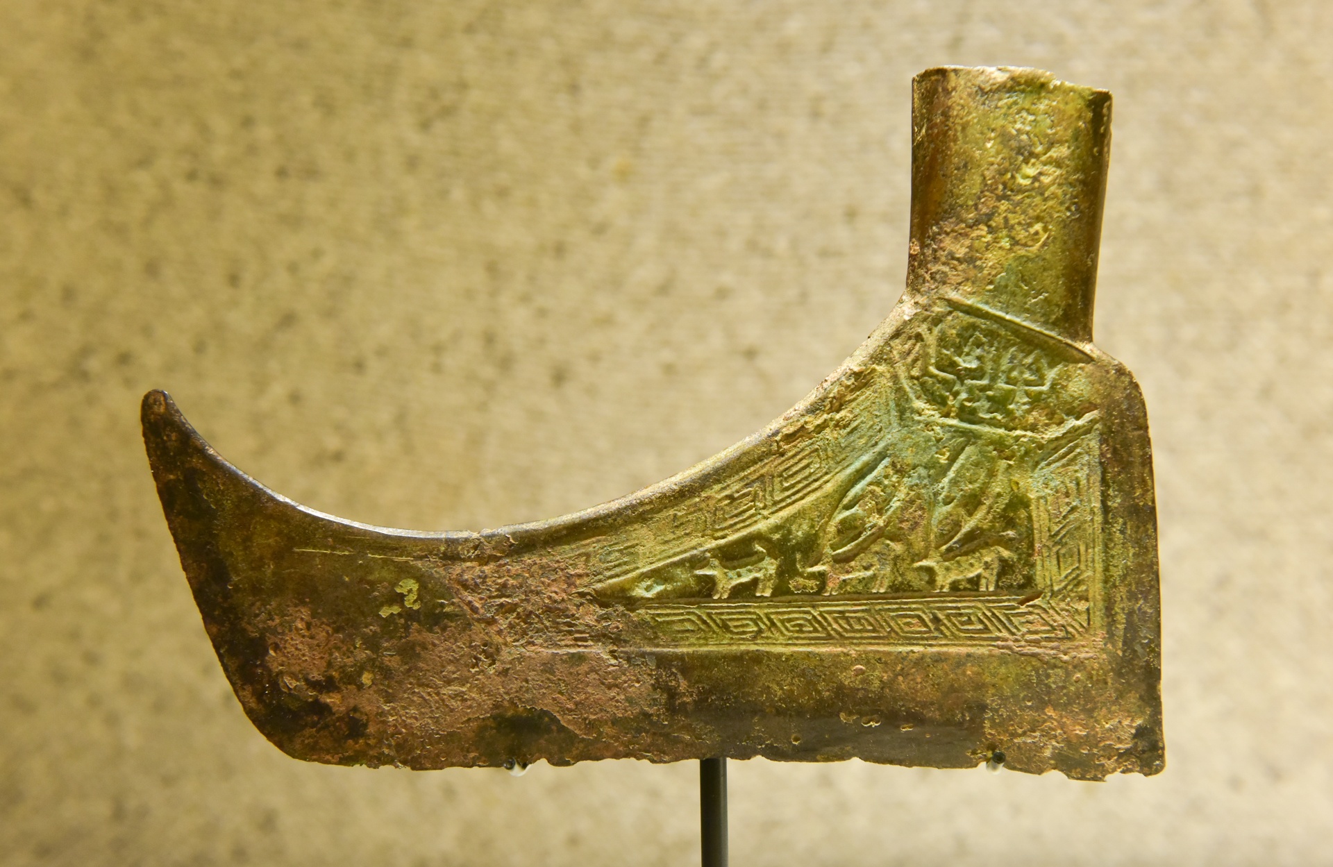 300 bau vat khao co hoc anh 5