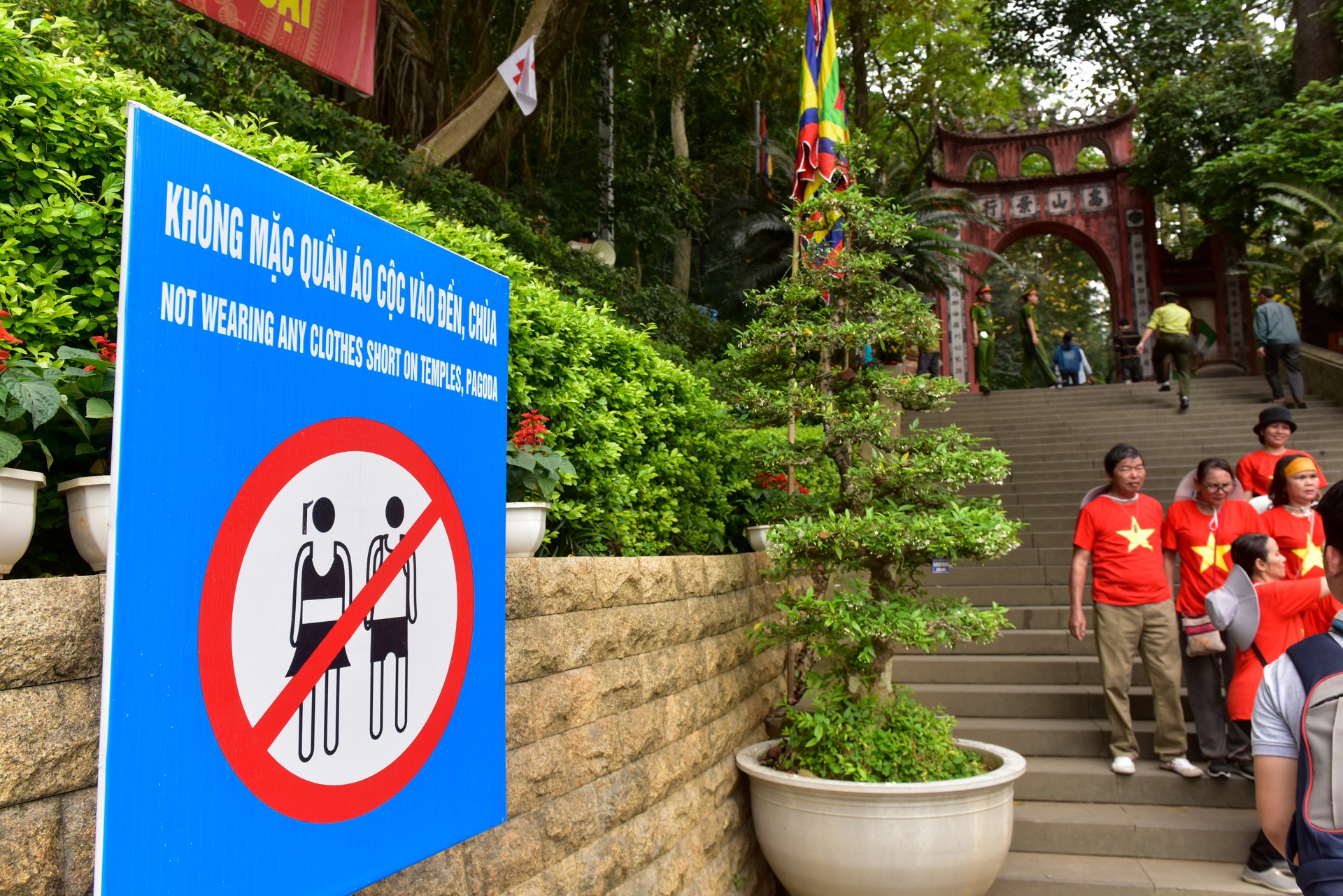 trum khan chong nang vao den Hung anh 1